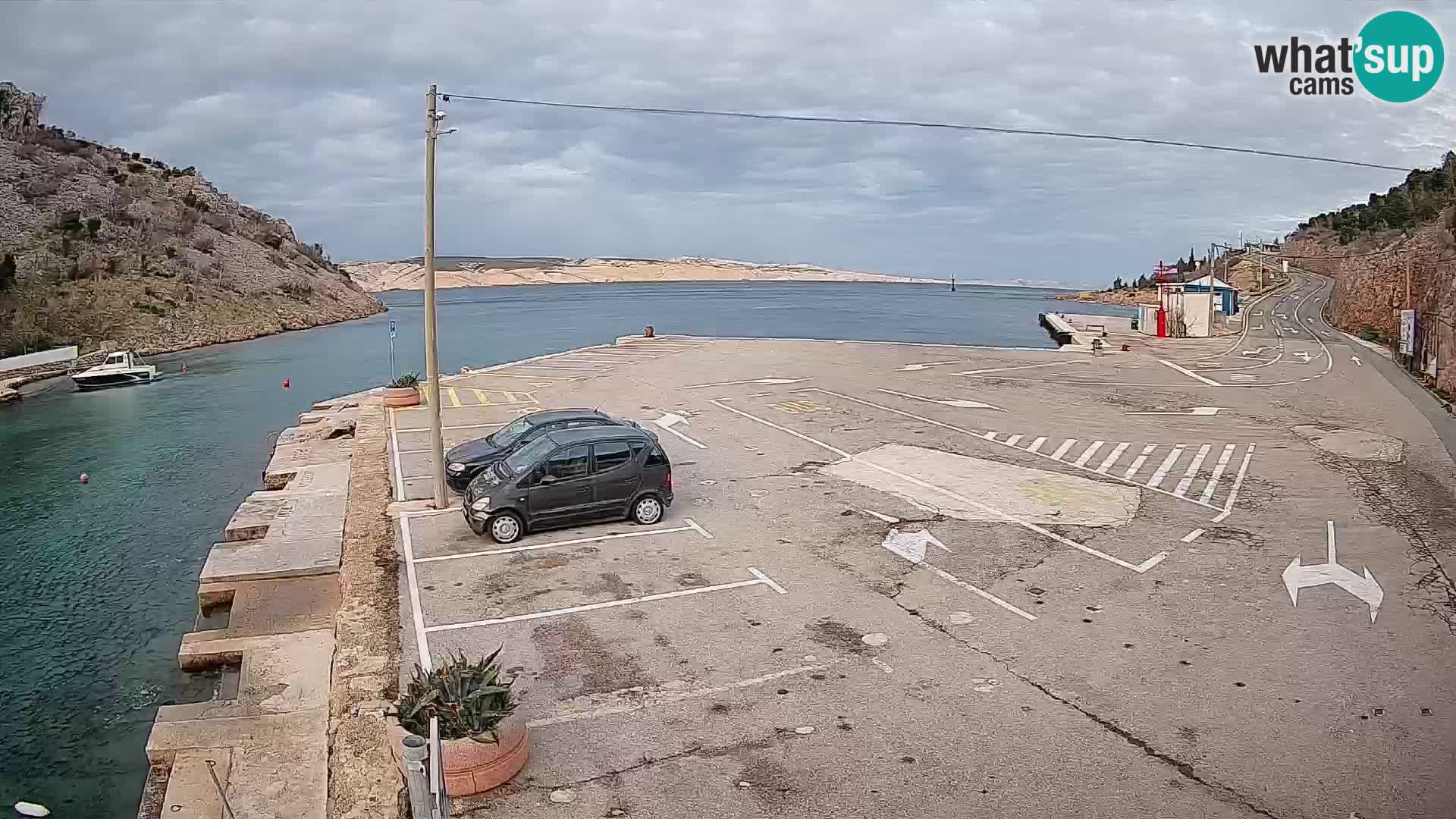 Webcam port de ferry de Prizna – vers l’île de Pag