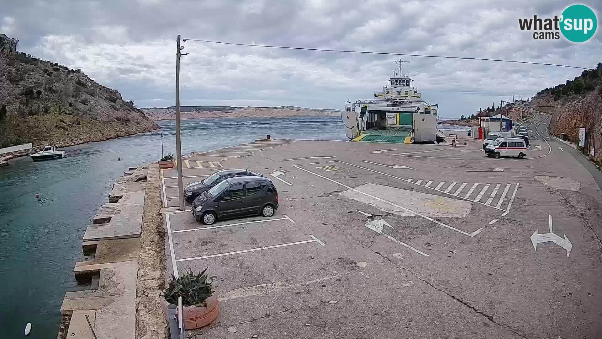 Web kamera trajektna luka Prizna – prema otoku Pag