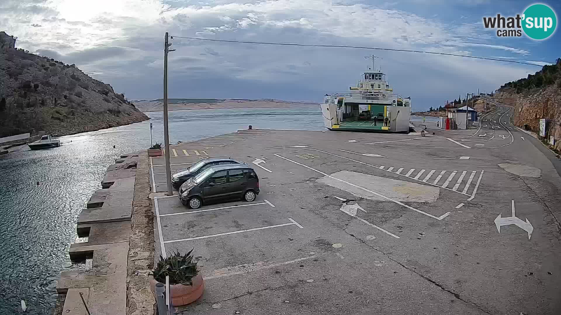 Webcam Prizna ferry port to Pag island