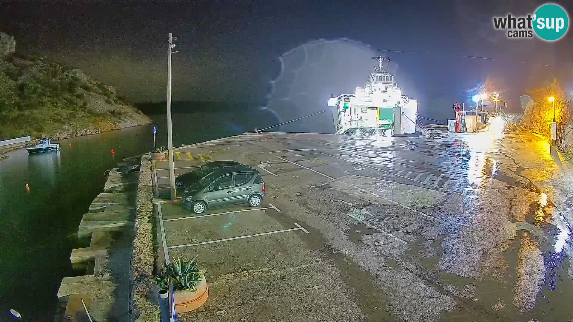 Webcam Prizna ferry port to Pag island