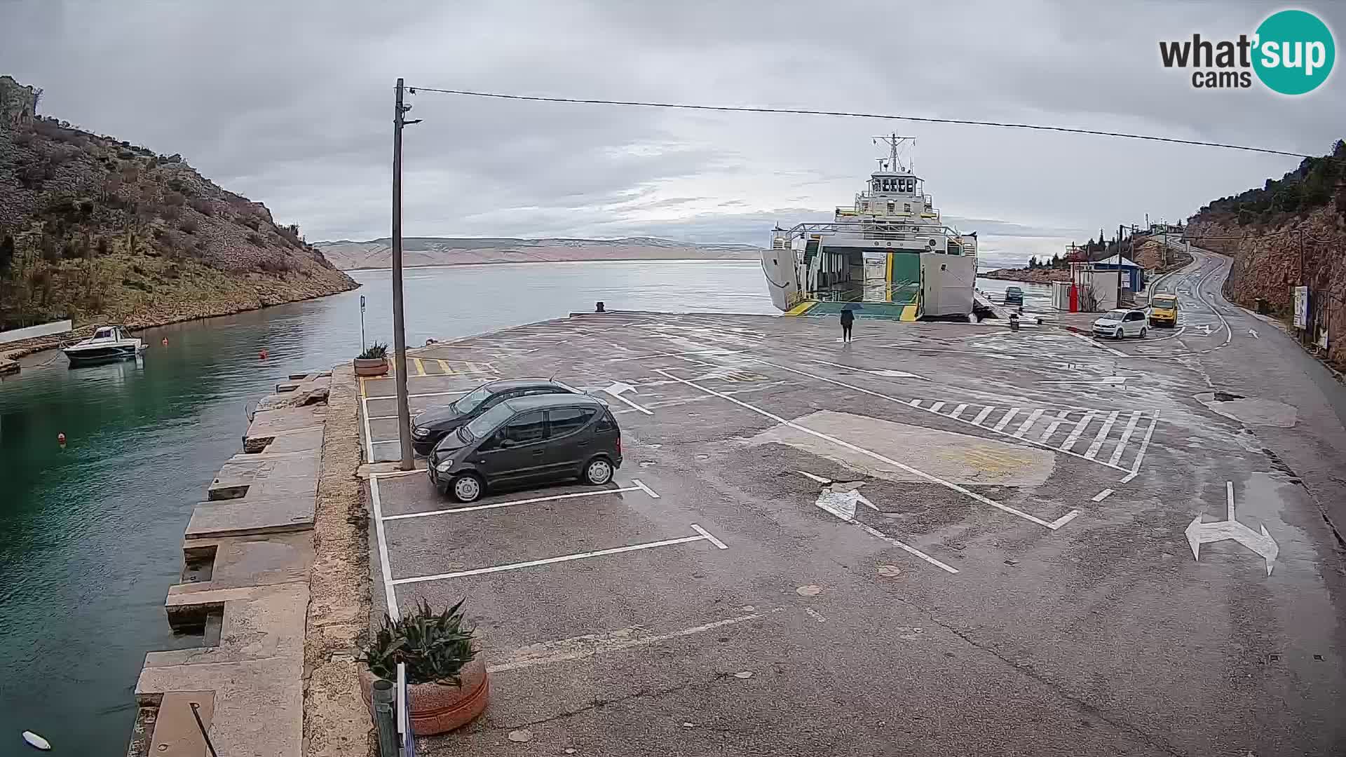 Webcam Prizna ferry port to Pag island