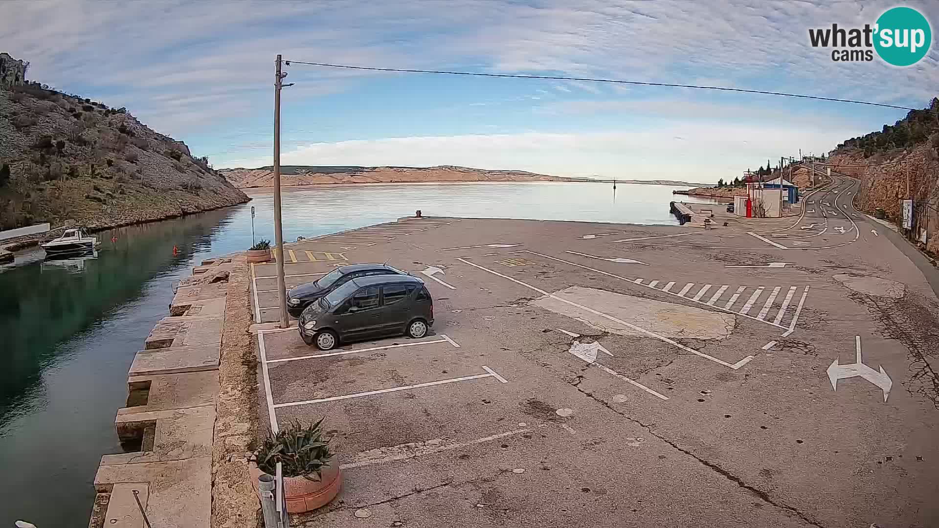Webcam Prizna ferry port to Pag island