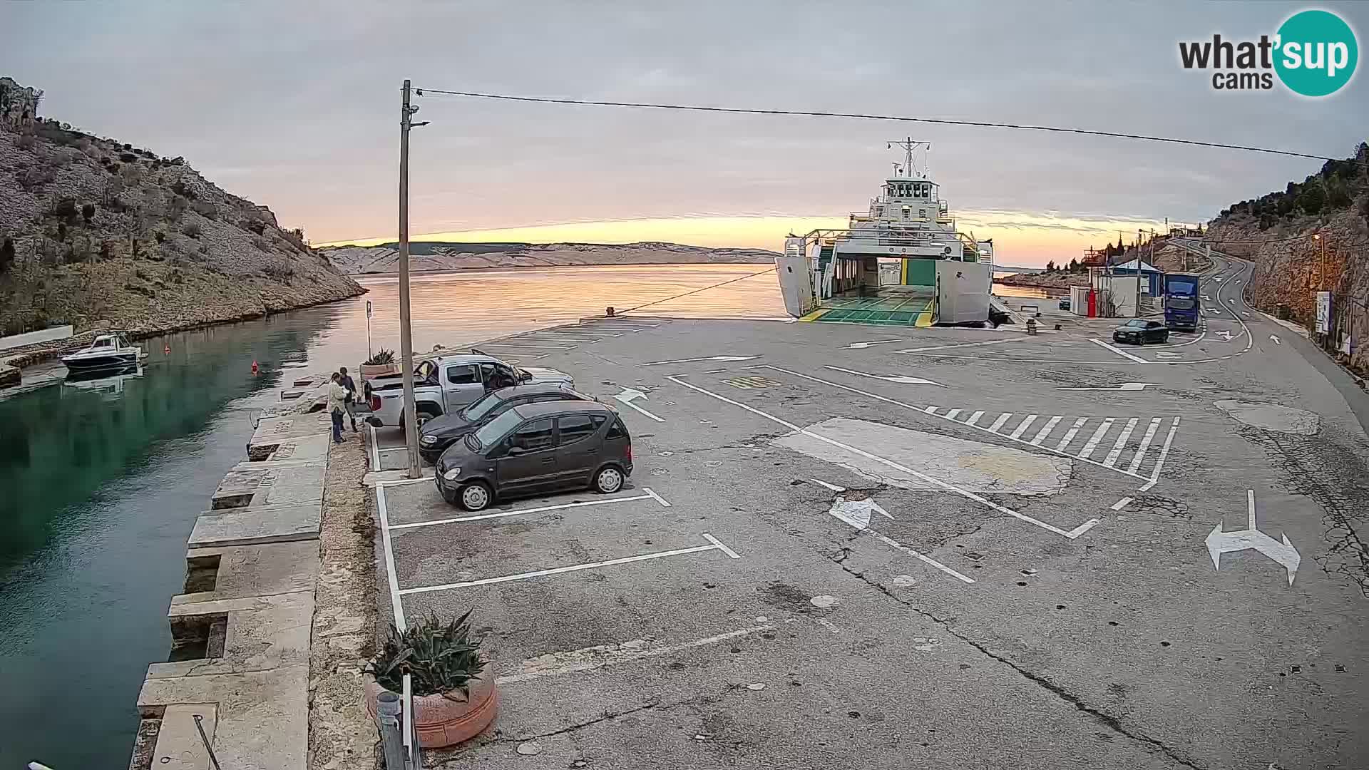 Webcam Fährhafen Prizna – zur Insel Pag