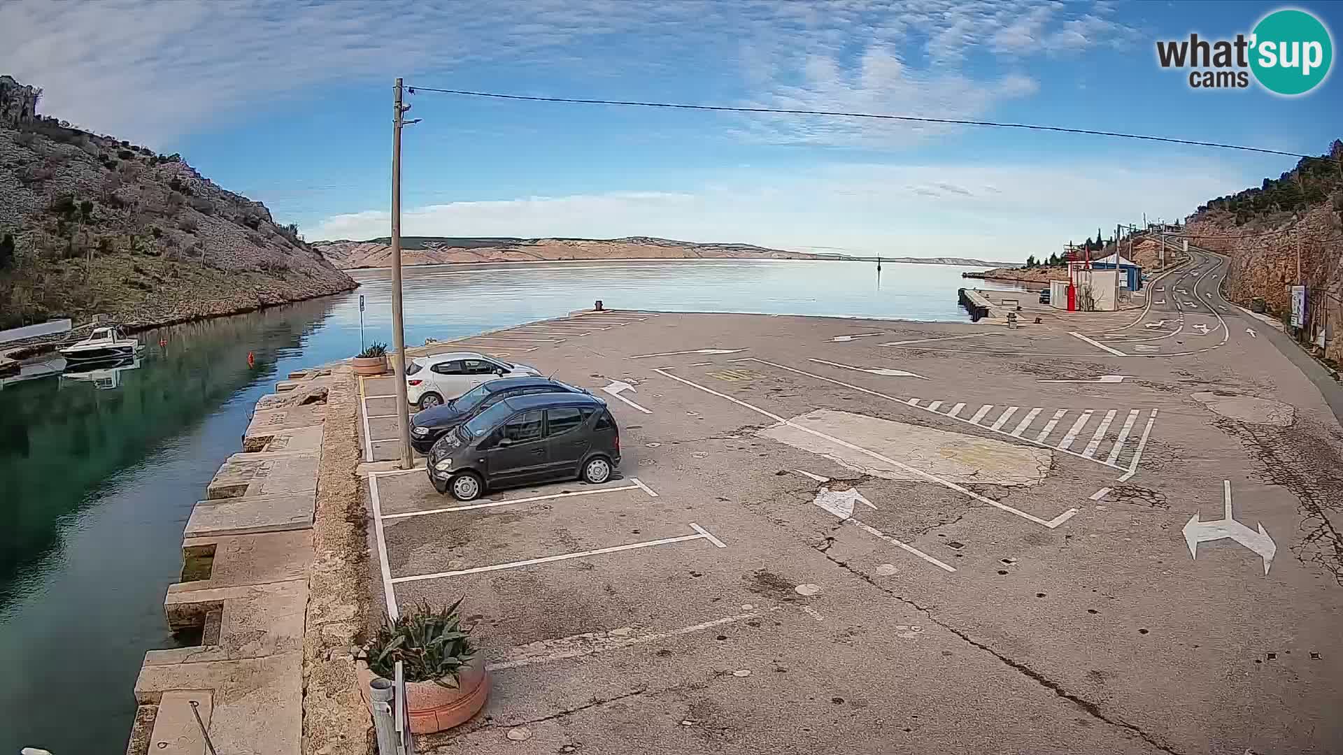 Webcam Prizna ferry port to Pag island
