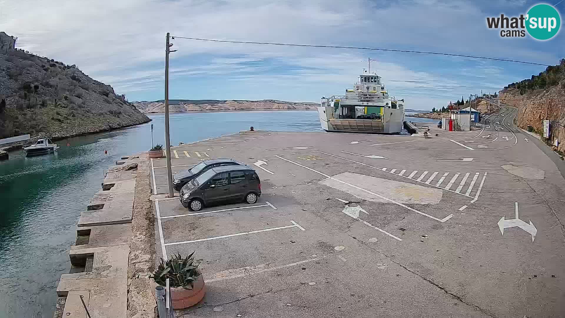 Webcam Prizna ferry port to Pag island