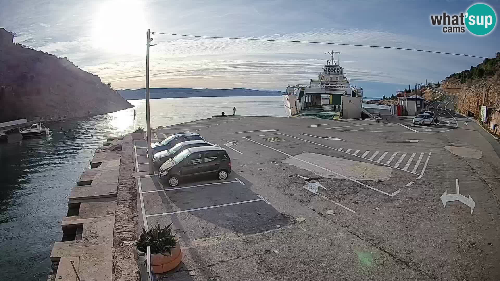 Webcam Prizna ferry port to Pag island