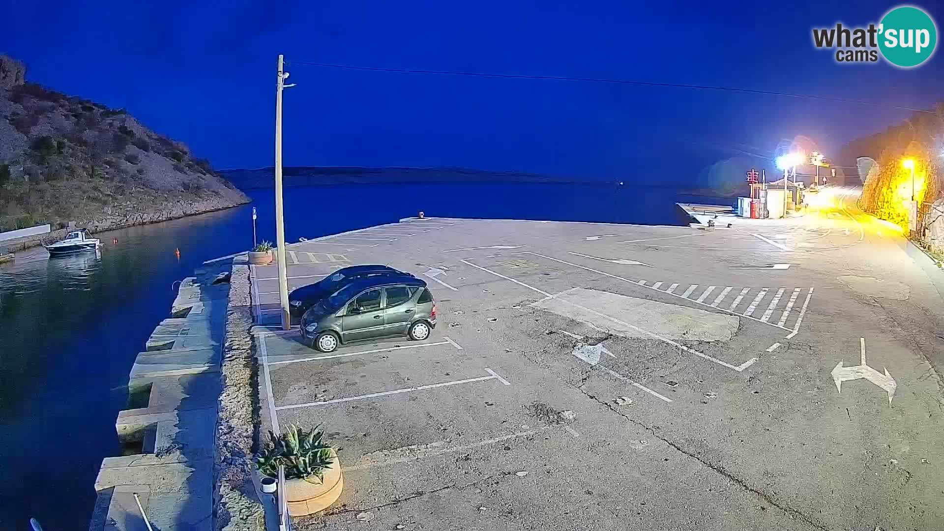 Webcam Prizna ferry port to Pag island
