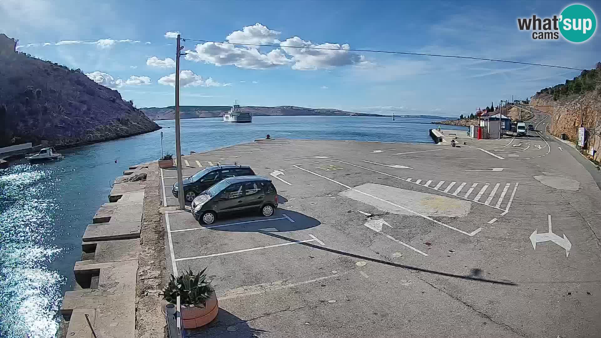 Webcam Prizna ferry port to Pag island