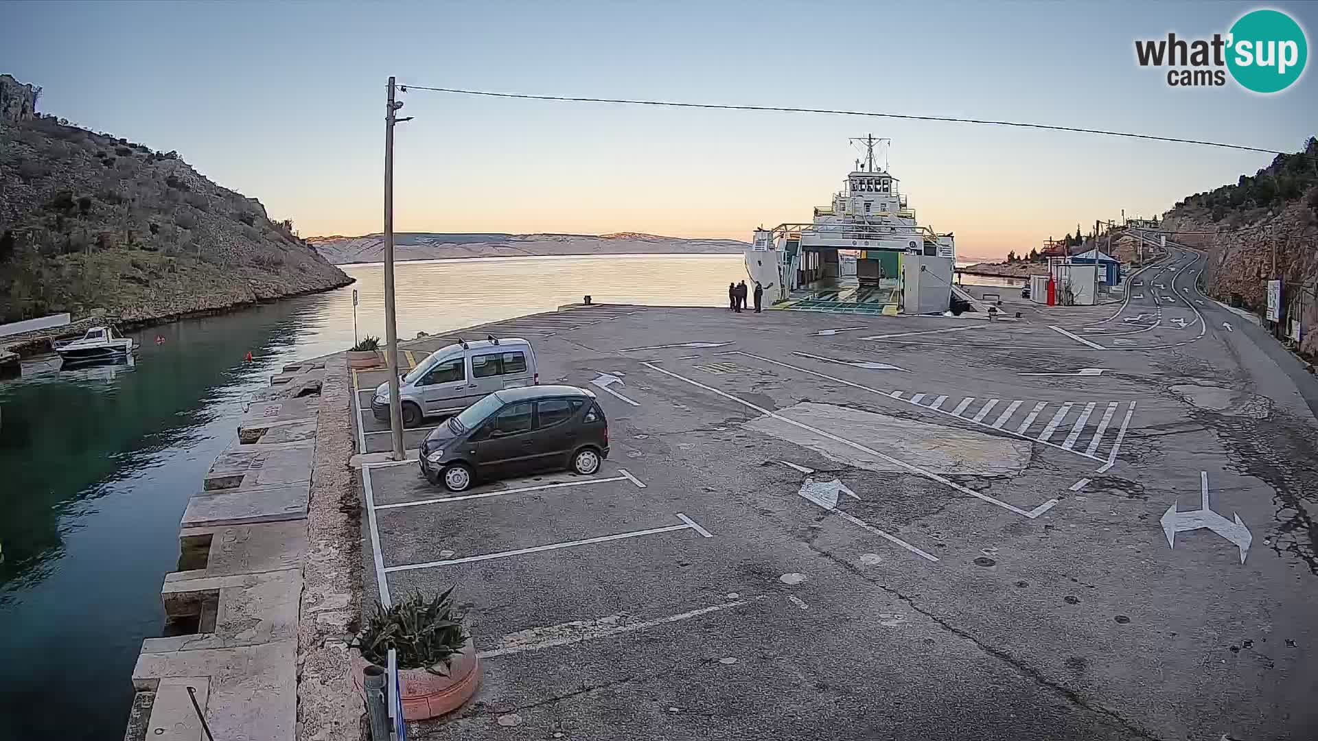 Webcam Fährhafen Prizna – zur Insel Pag