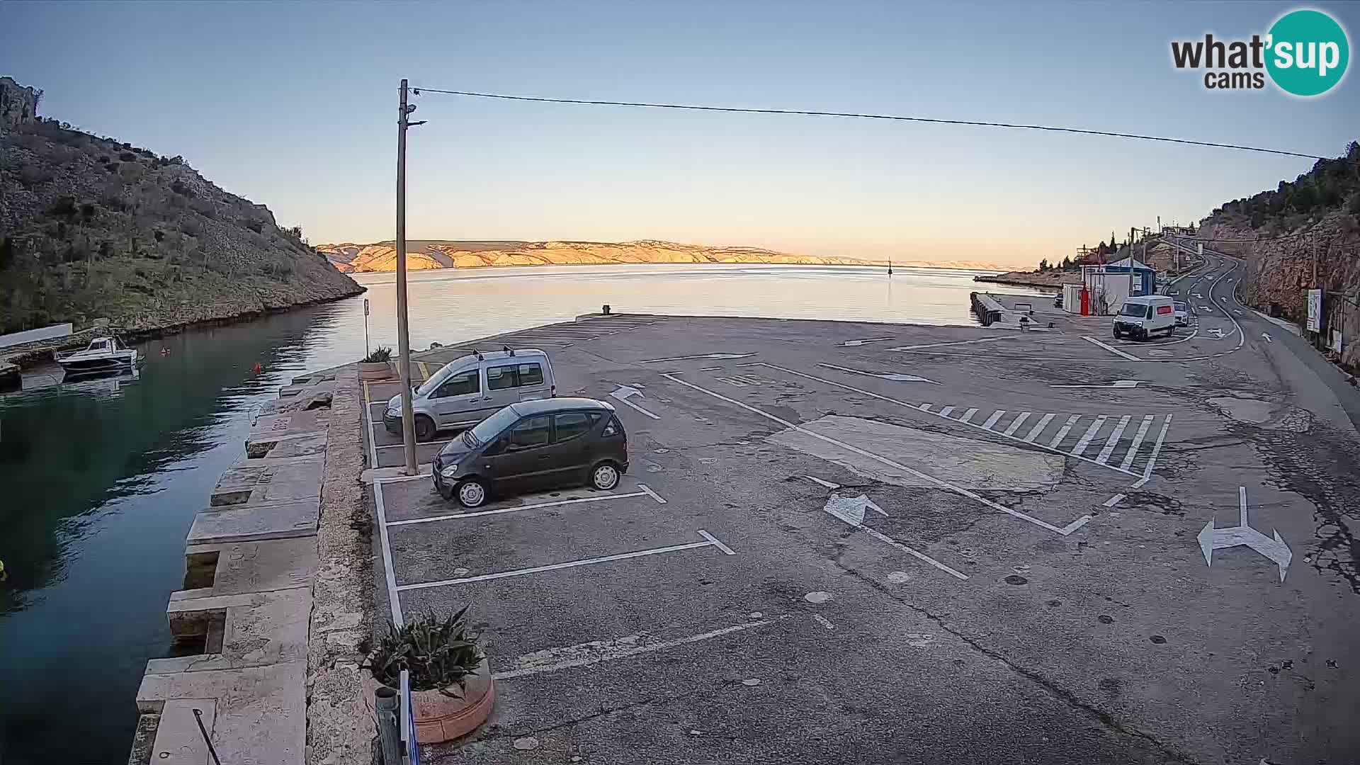 Webcam Fährhafen Prizna – zur Insel Pag