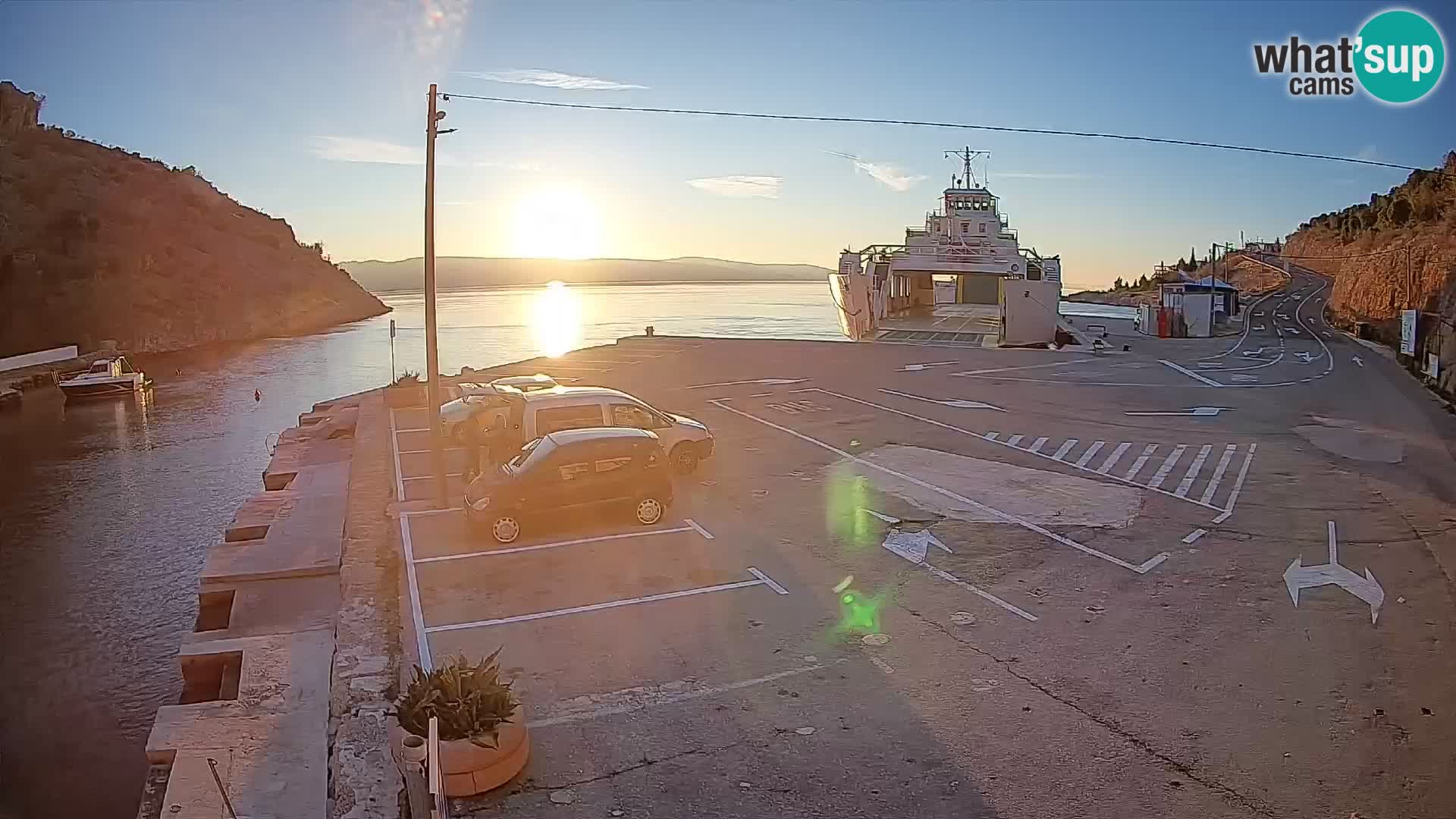 Webcam Prizna ferry port to Pag island