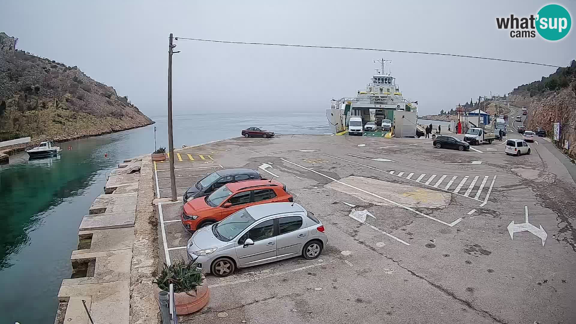 Webcam port de ferry de Prizna – vers l’île de Pag