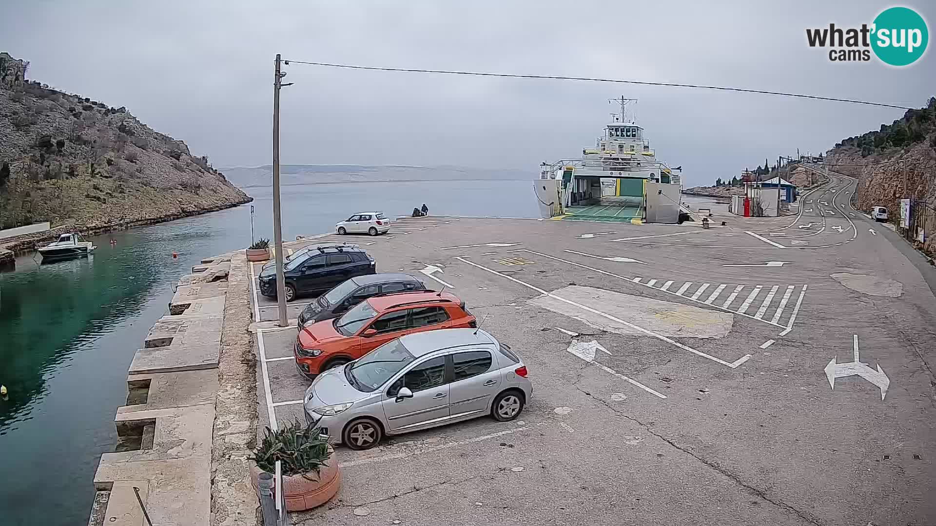 Webcam Prizna ferry port to Pag island