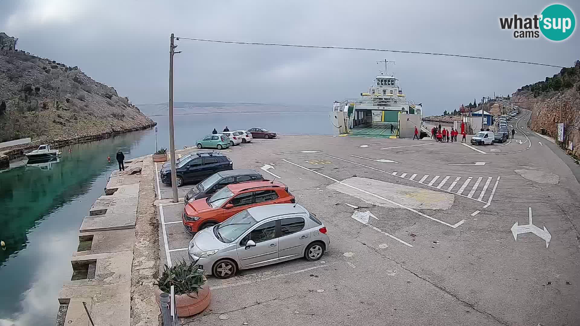 Webcam port de ferry de Prizna – vers l’île de Pag