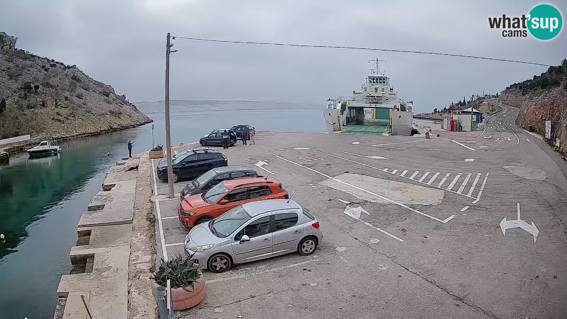 Webcam Prizna ferry port to Pag island