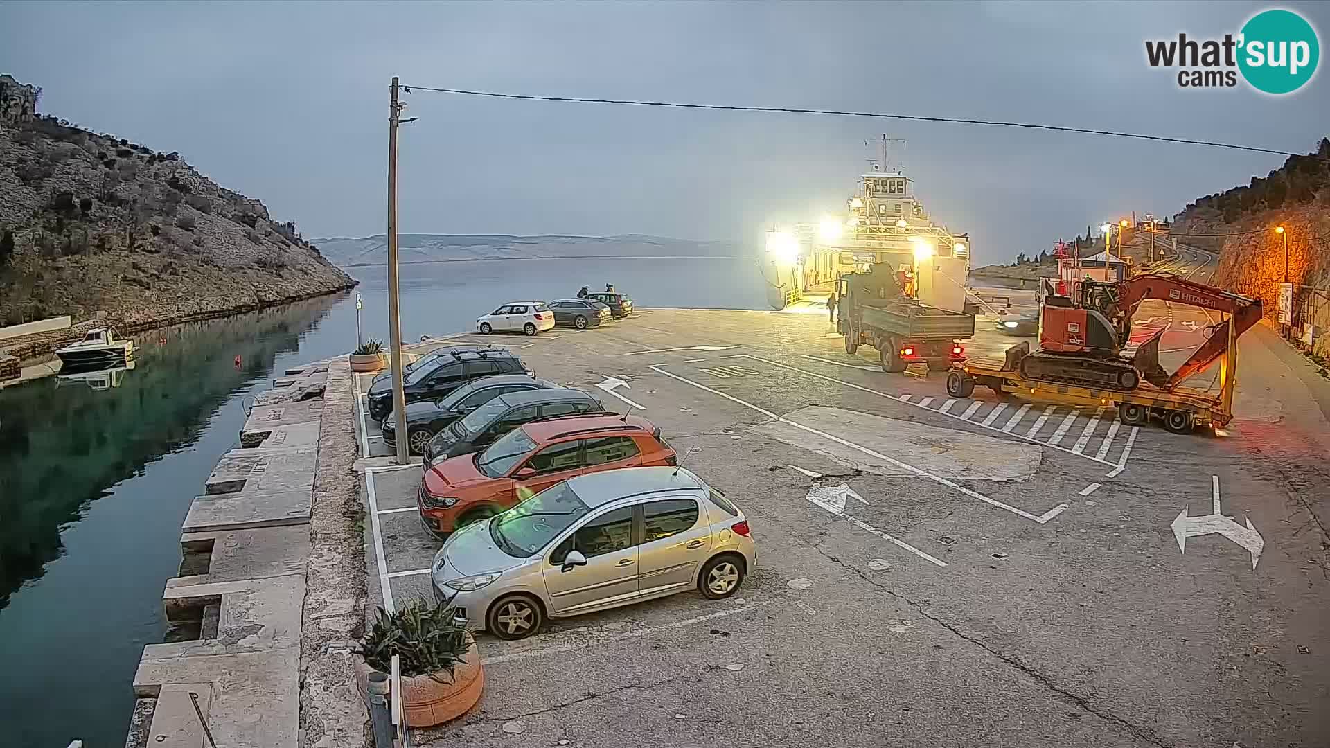Webcam Prizna ferry port to Pag island