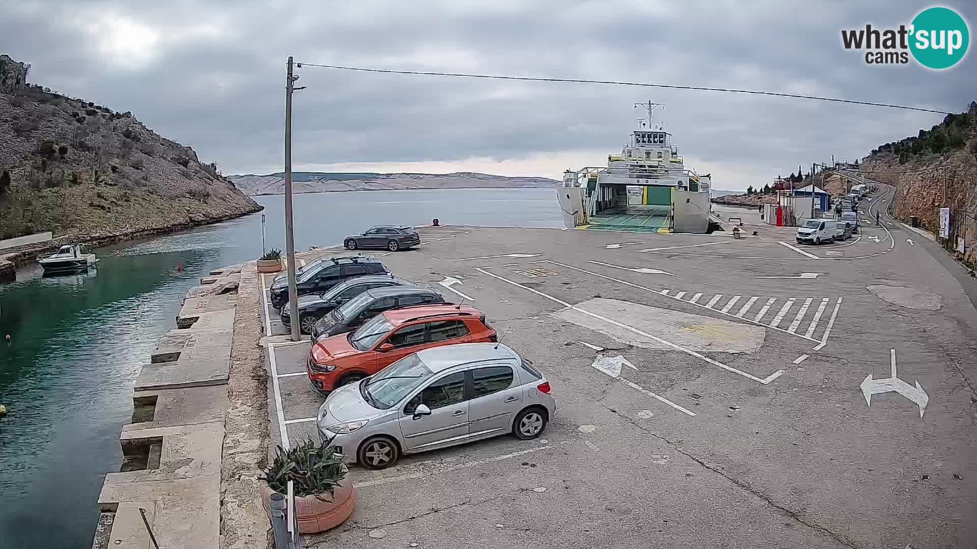 Webcam Prizna ferry port to Pag island