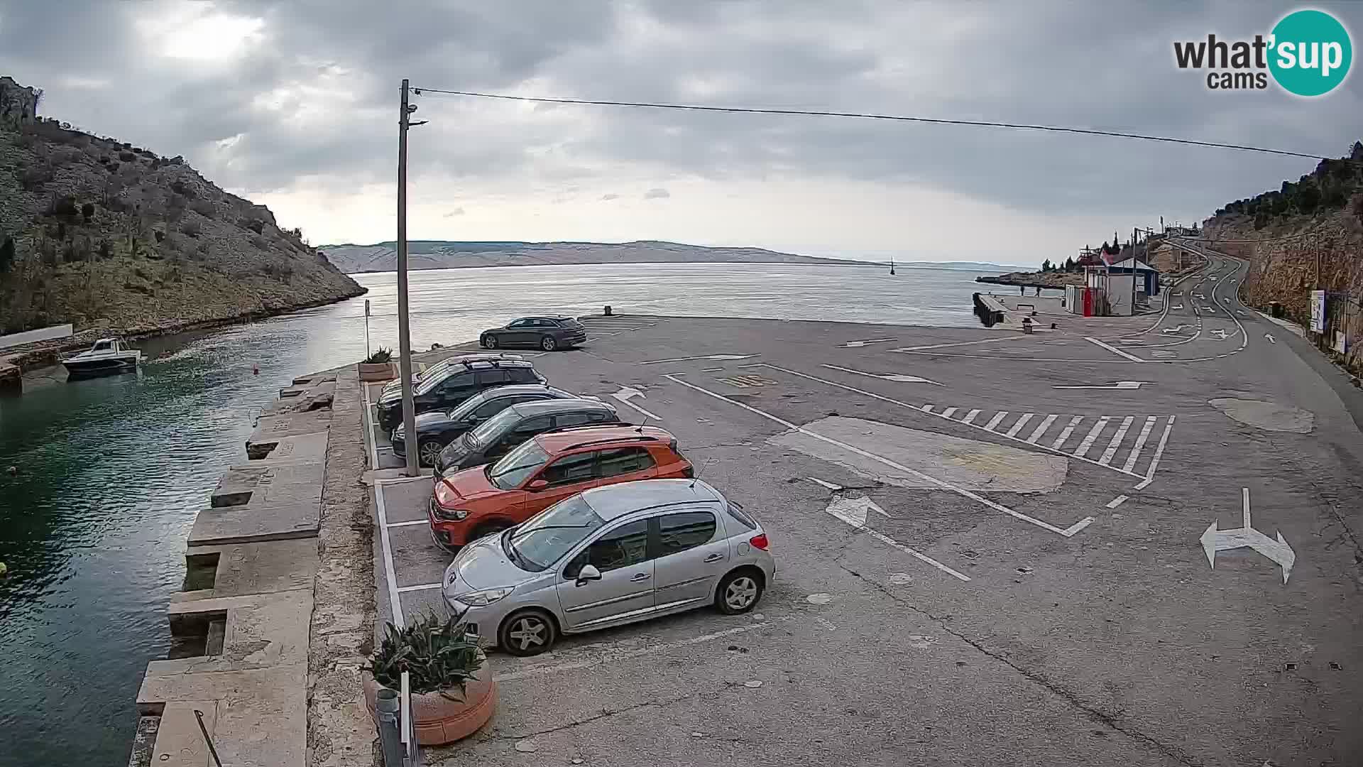 Webcam Prizna ferry port to Pag island