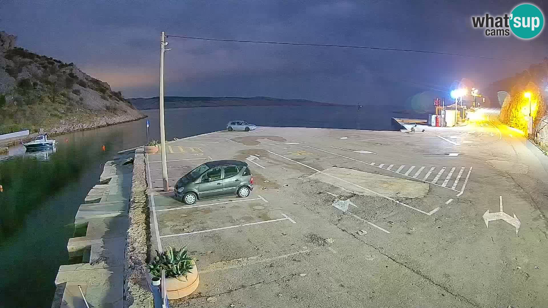Webcam Prizna ferry port to Pag island