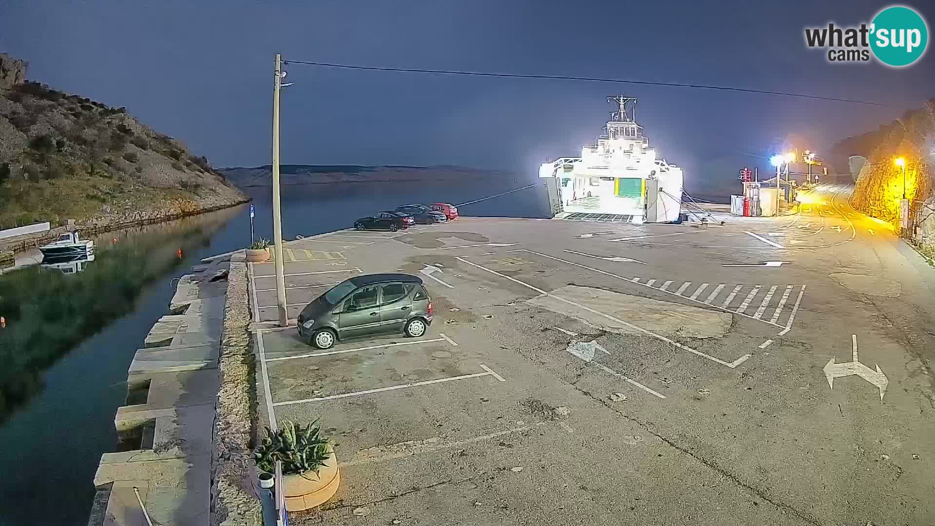 Webcam Prizna ferry port to Pag island