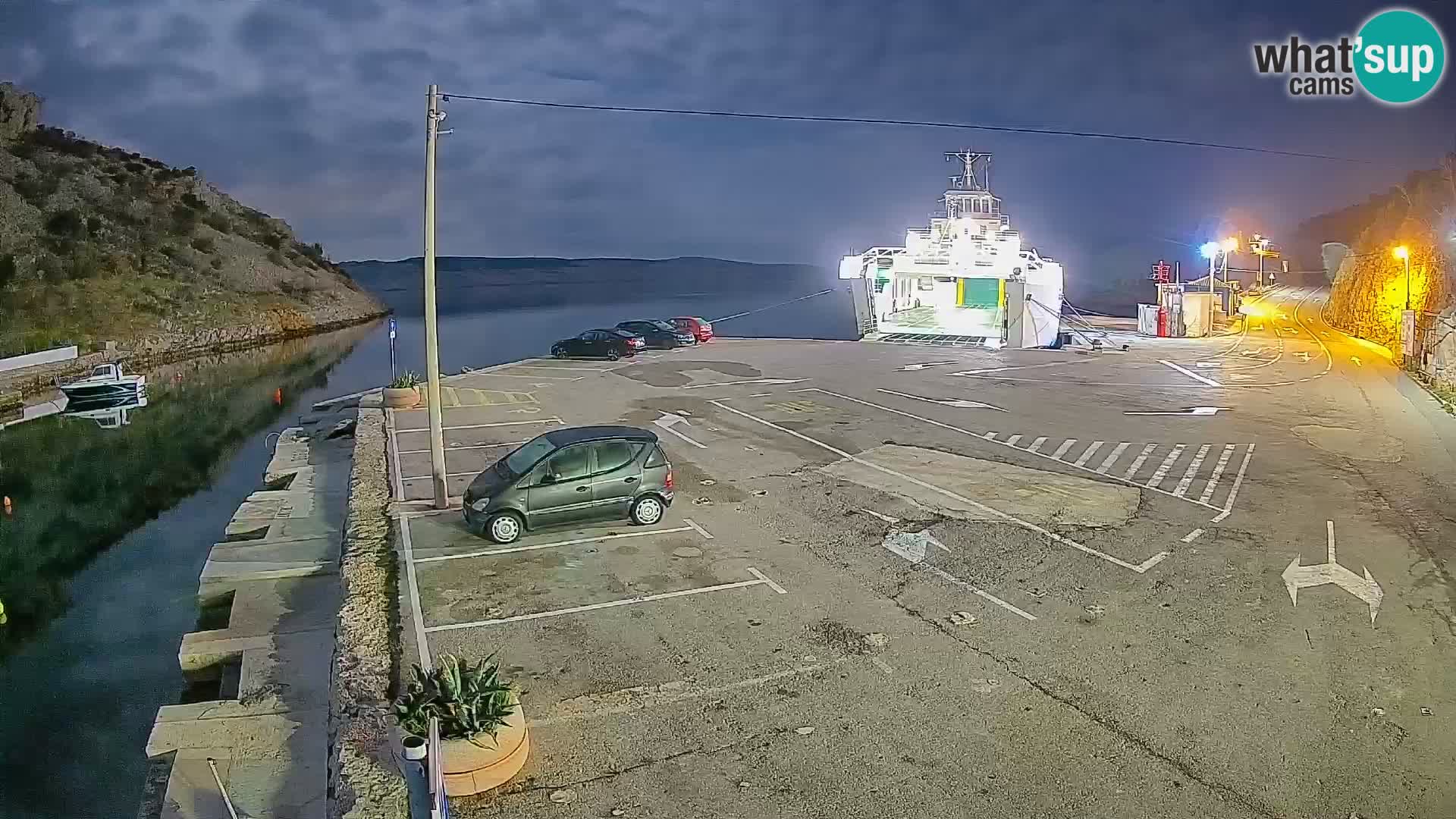 Webcam Prizna ferry port to Pag island