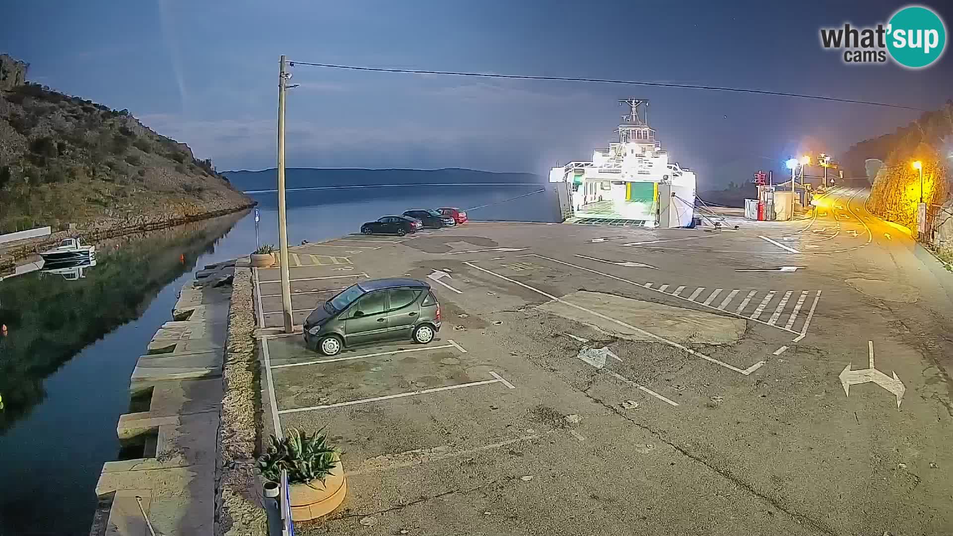 Webcam Prizna ferry port to Pag island
