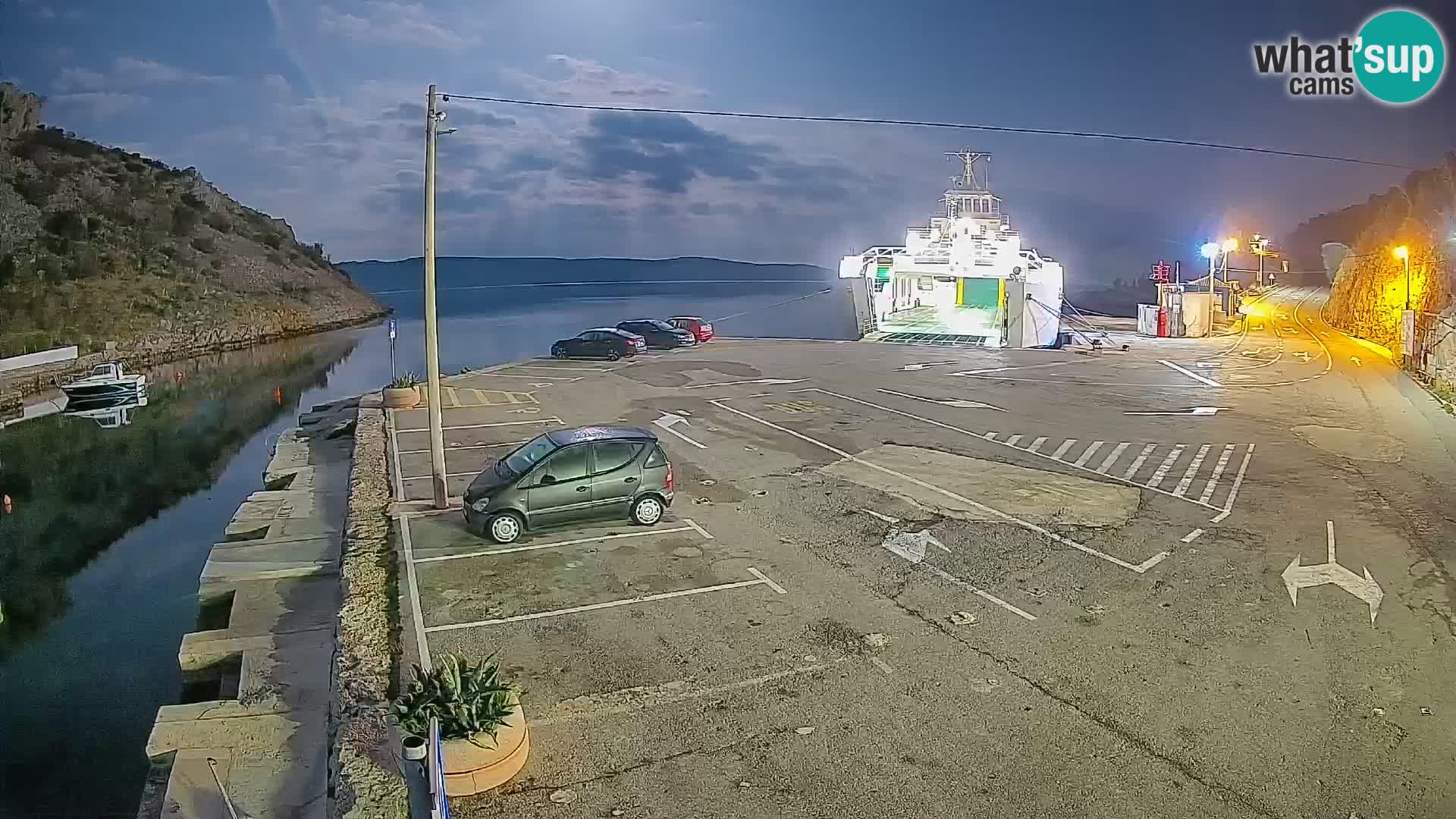 Webcam Prizna ferry port to Pag island