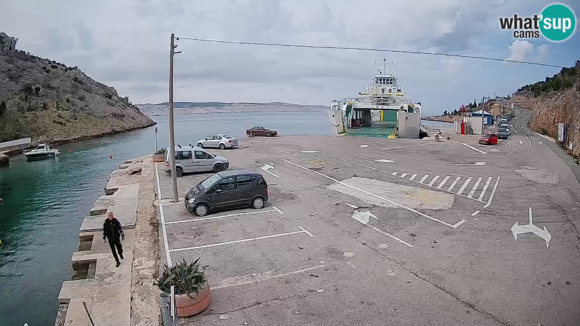 Webcam Prizna ferry port to Pag island