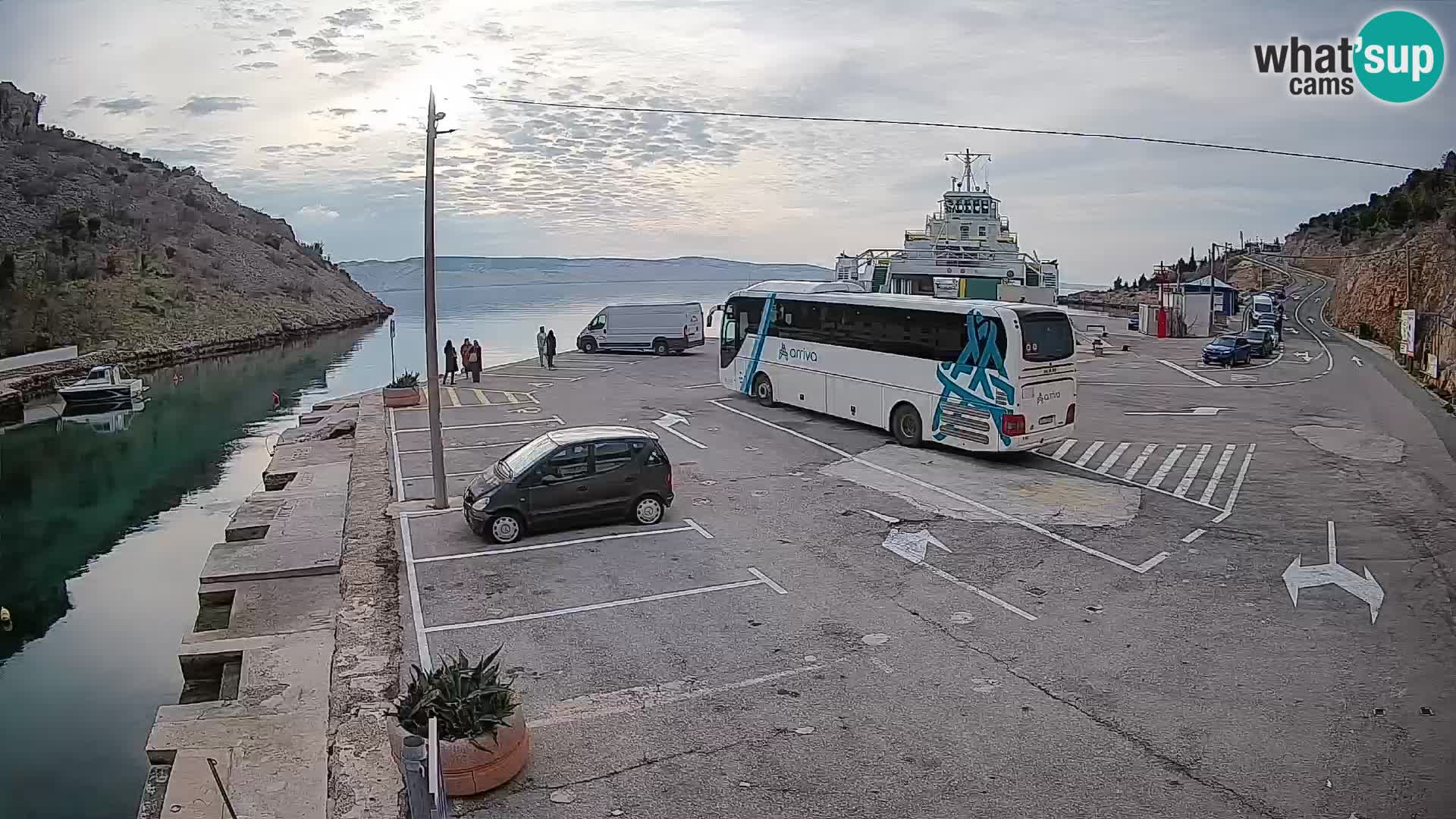 Webcam port de ferry de Prizna – vers l’île de Pag