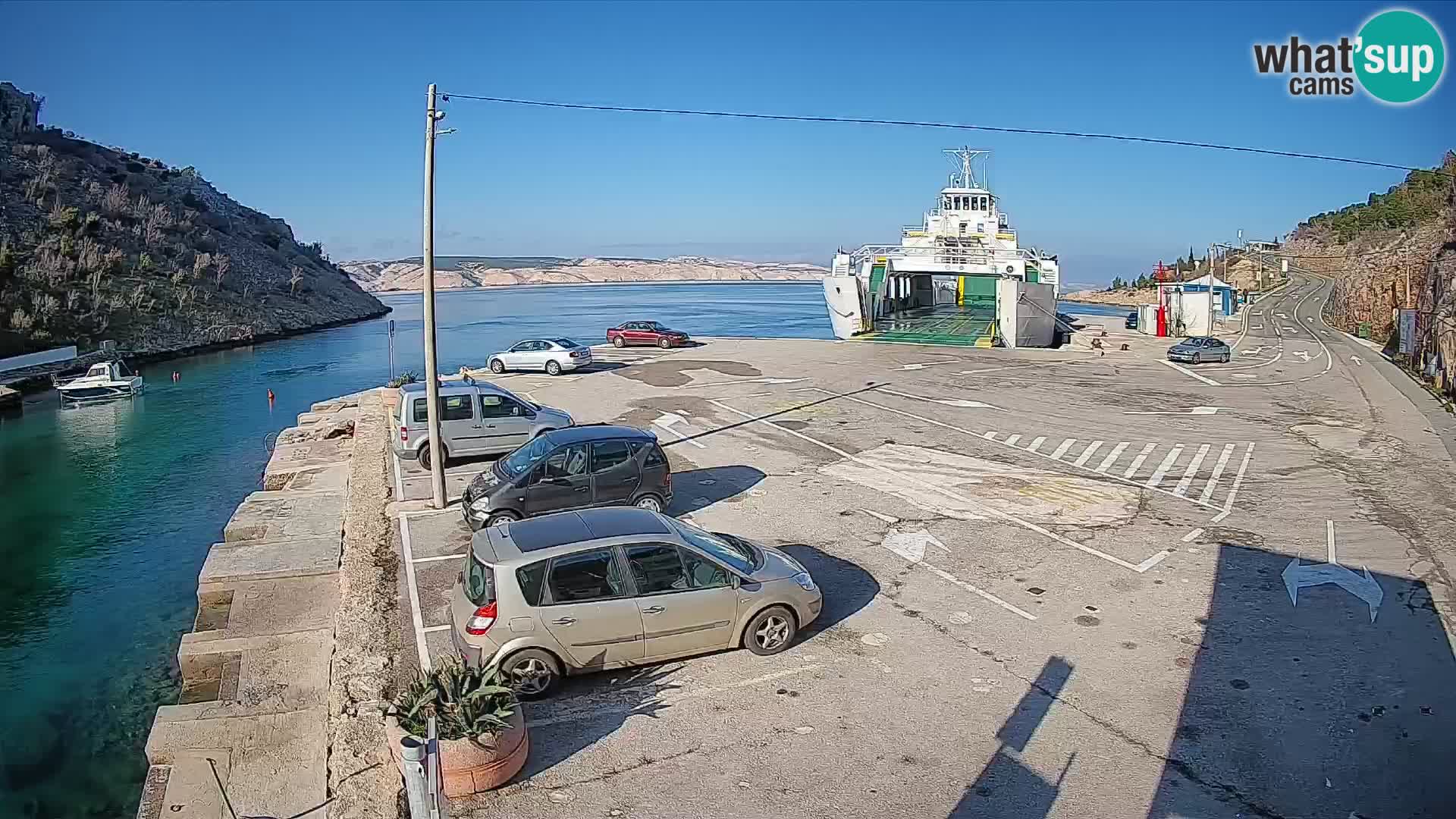 Webcam port de ferry de Prizna – vers l’île de Pag