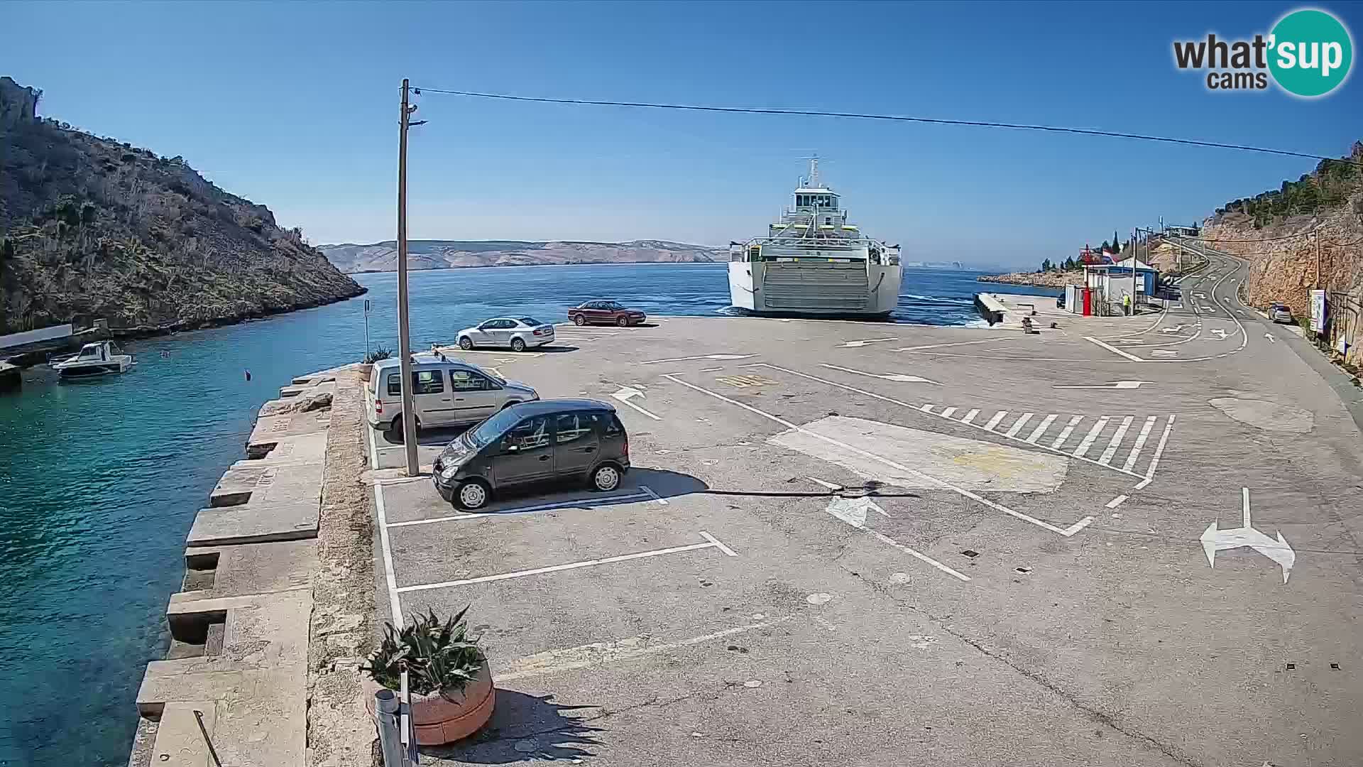 Webcam Prizna ferry port to Pag island