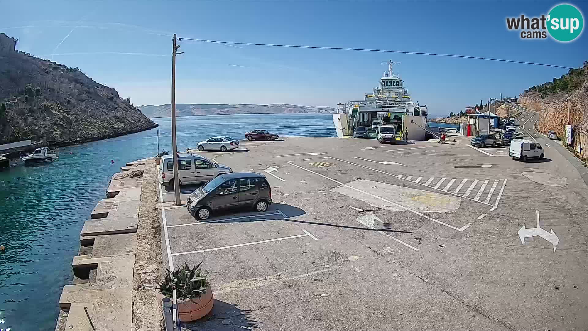 Webcam Prizna ferry port to Pag island