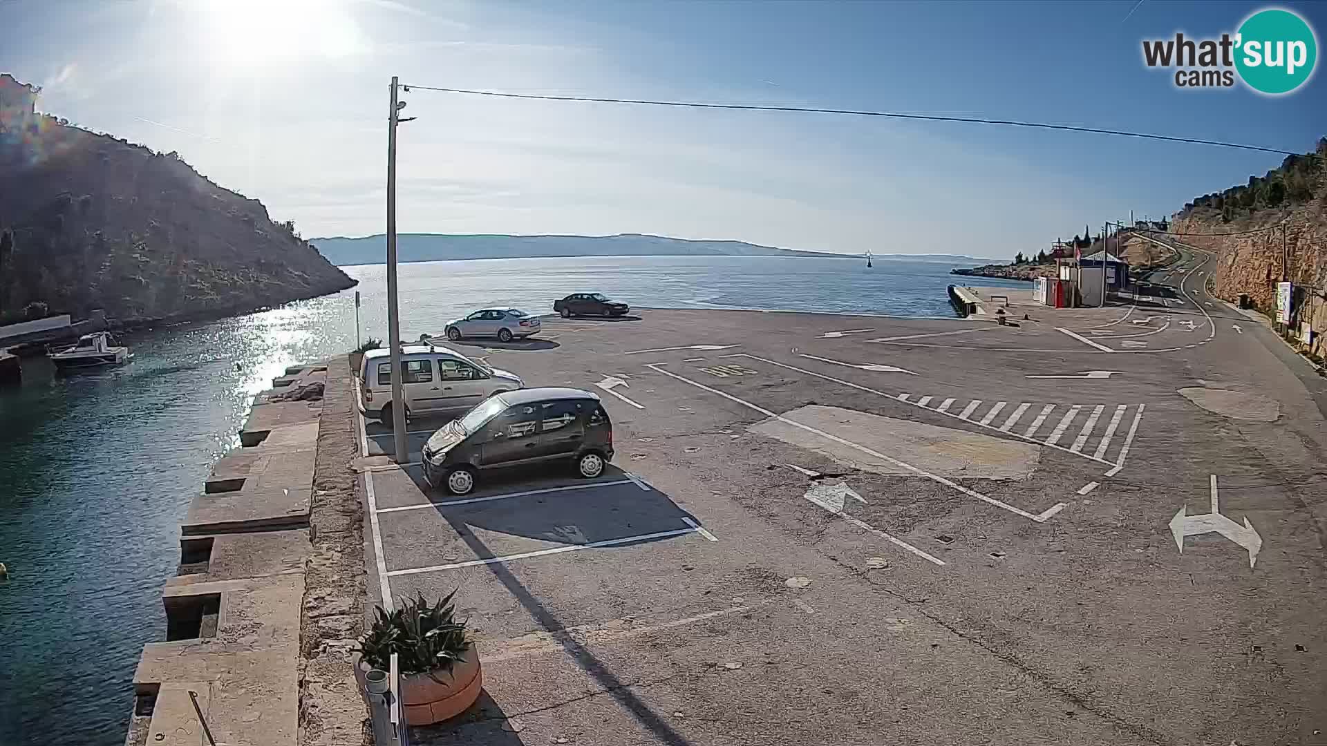 Webcam Prizna ferry port to Pag island