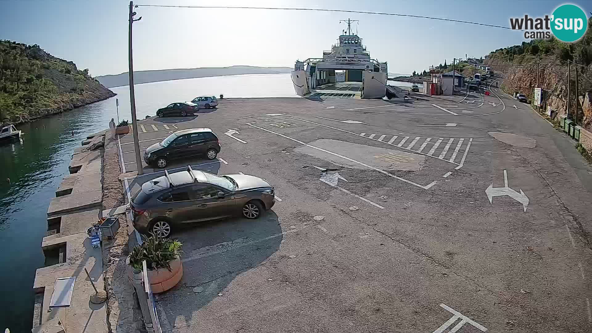 Webcam Prizna ferry port to Pag island