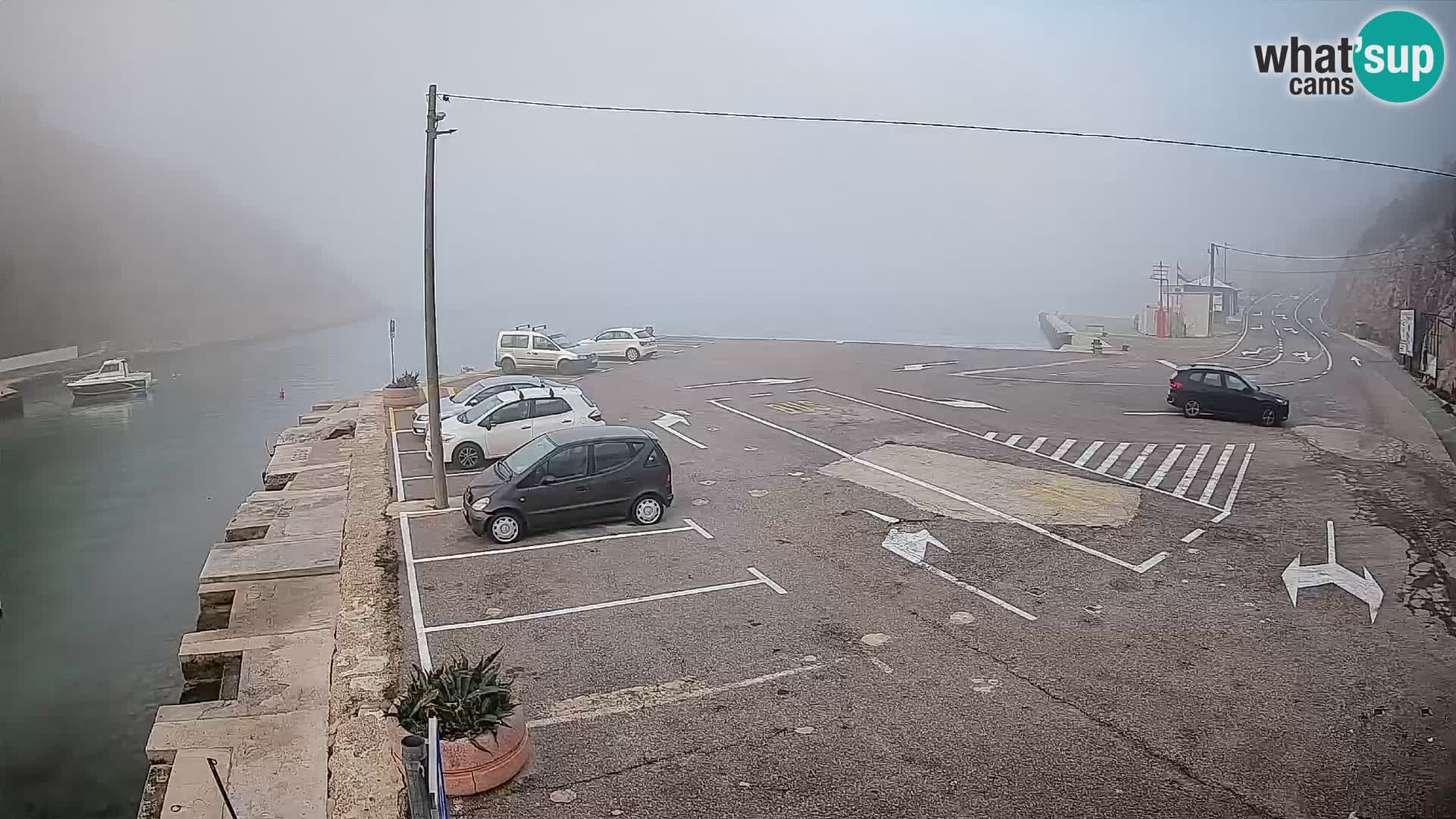 Web kamera trajektna luka Prizna – prema otoku Pag