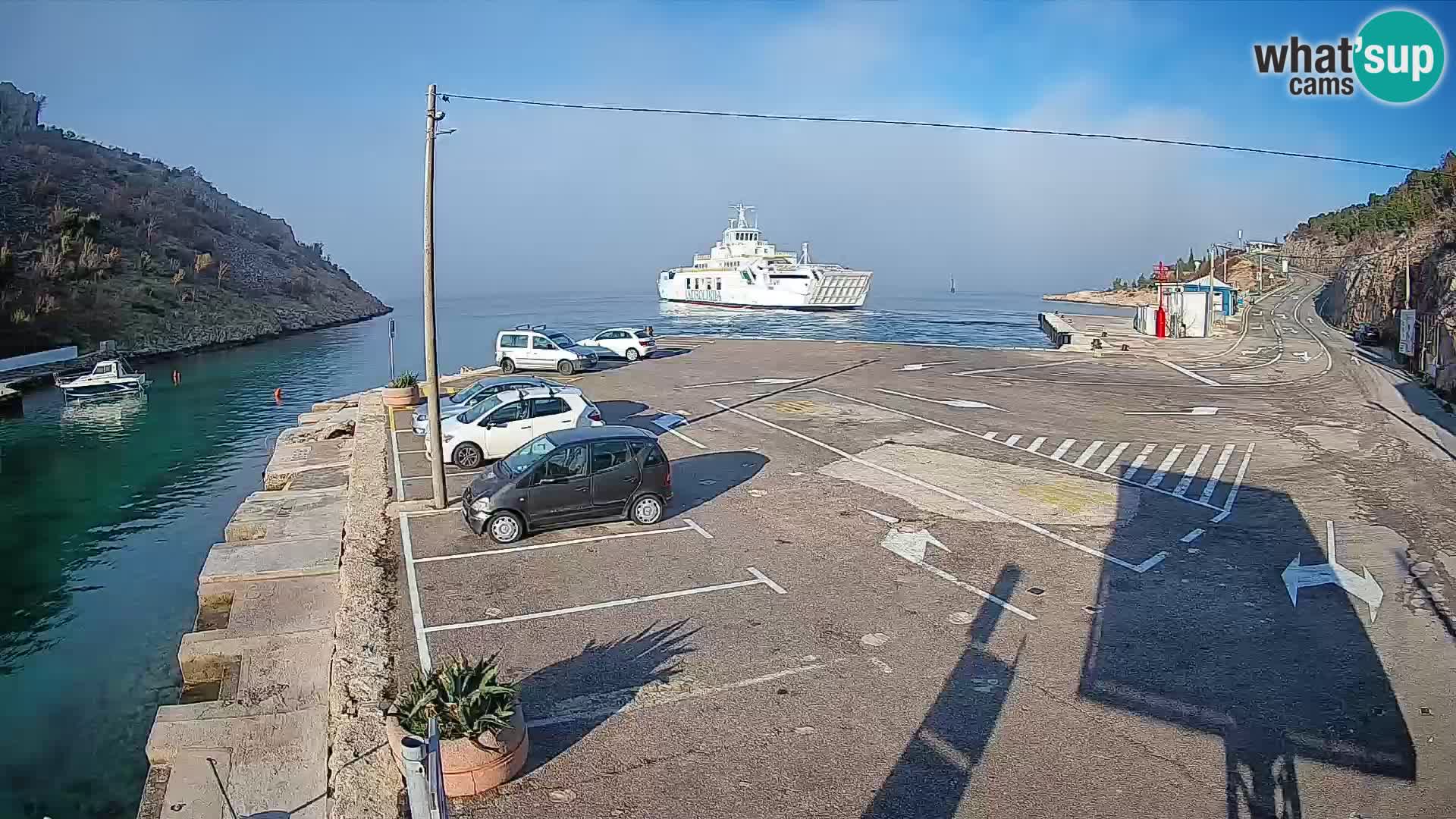 Webcam Prizna ferry port to Pag island