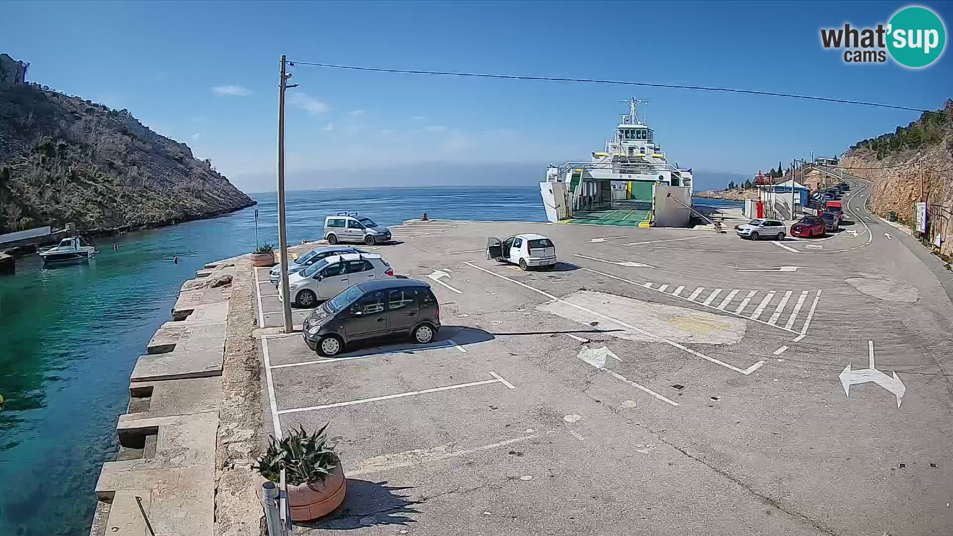 Webcam port de ferry de Prizna – vers l’île de Pag