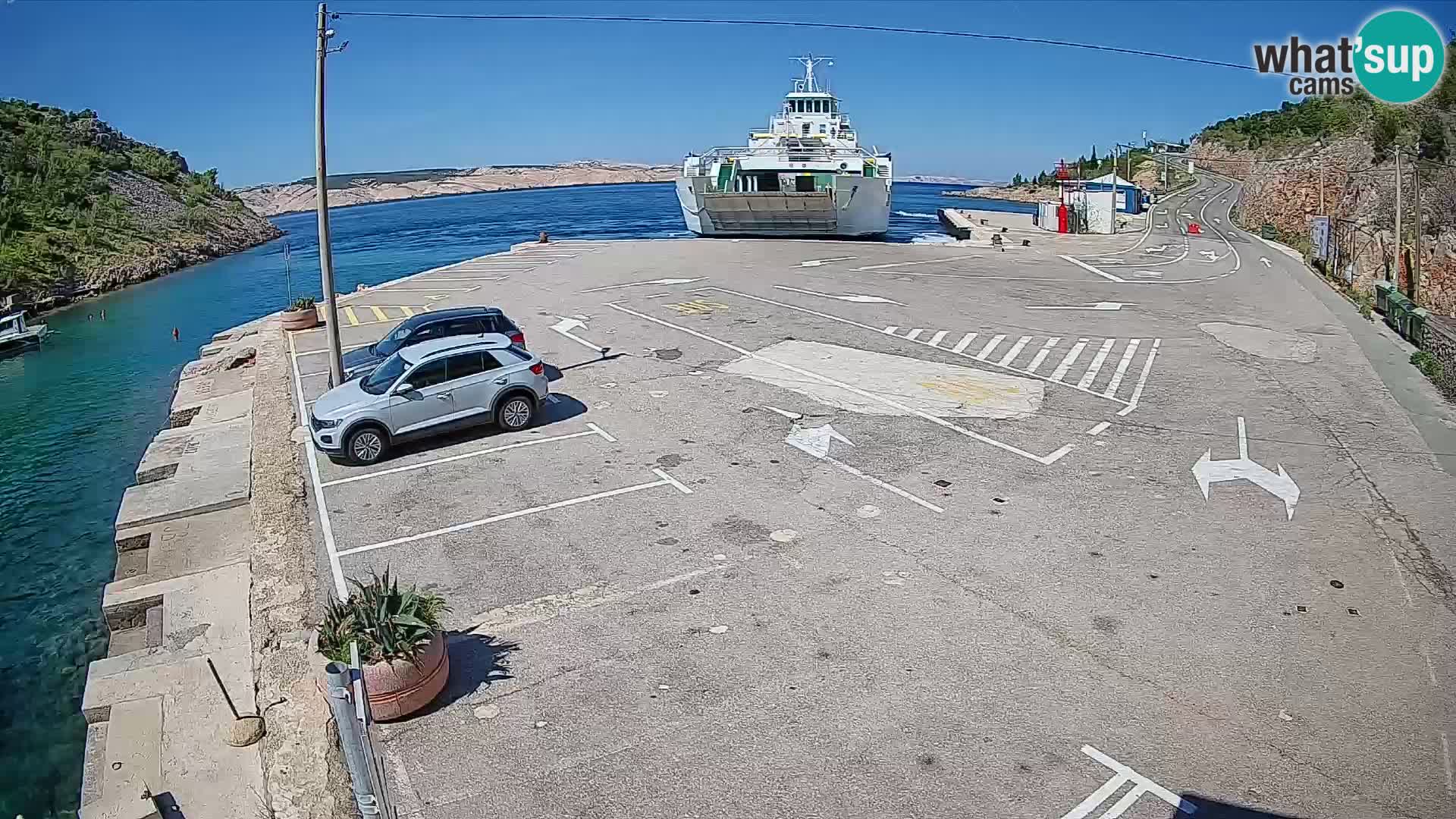 Webcam Prizna ferry port to Pag island