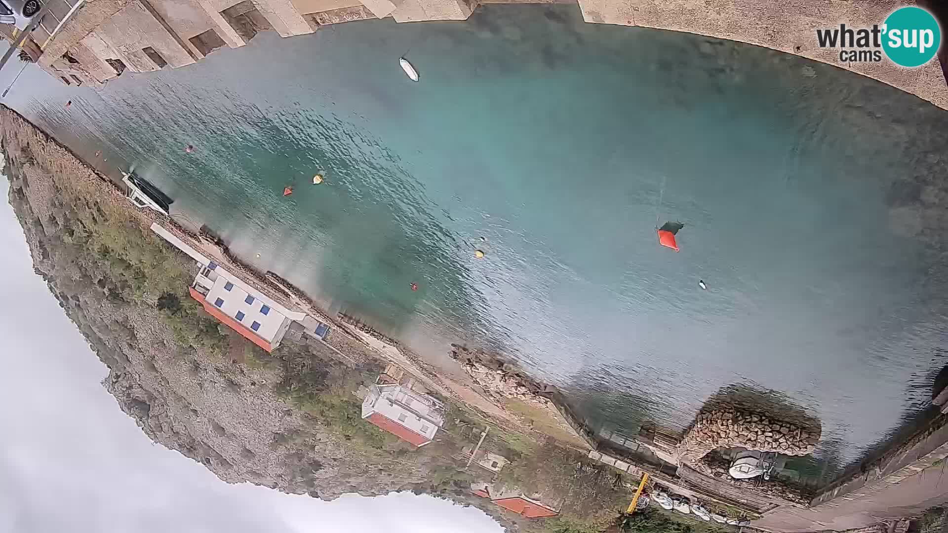 Webcam del puerto de ferris de Prizna – hacia la isla de Pag