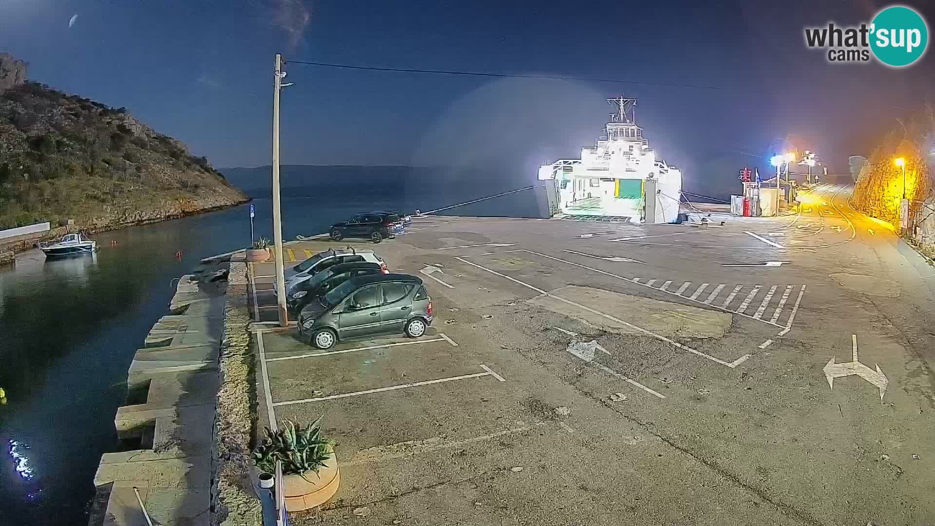 Webcam Prizna ferry port to Pag island