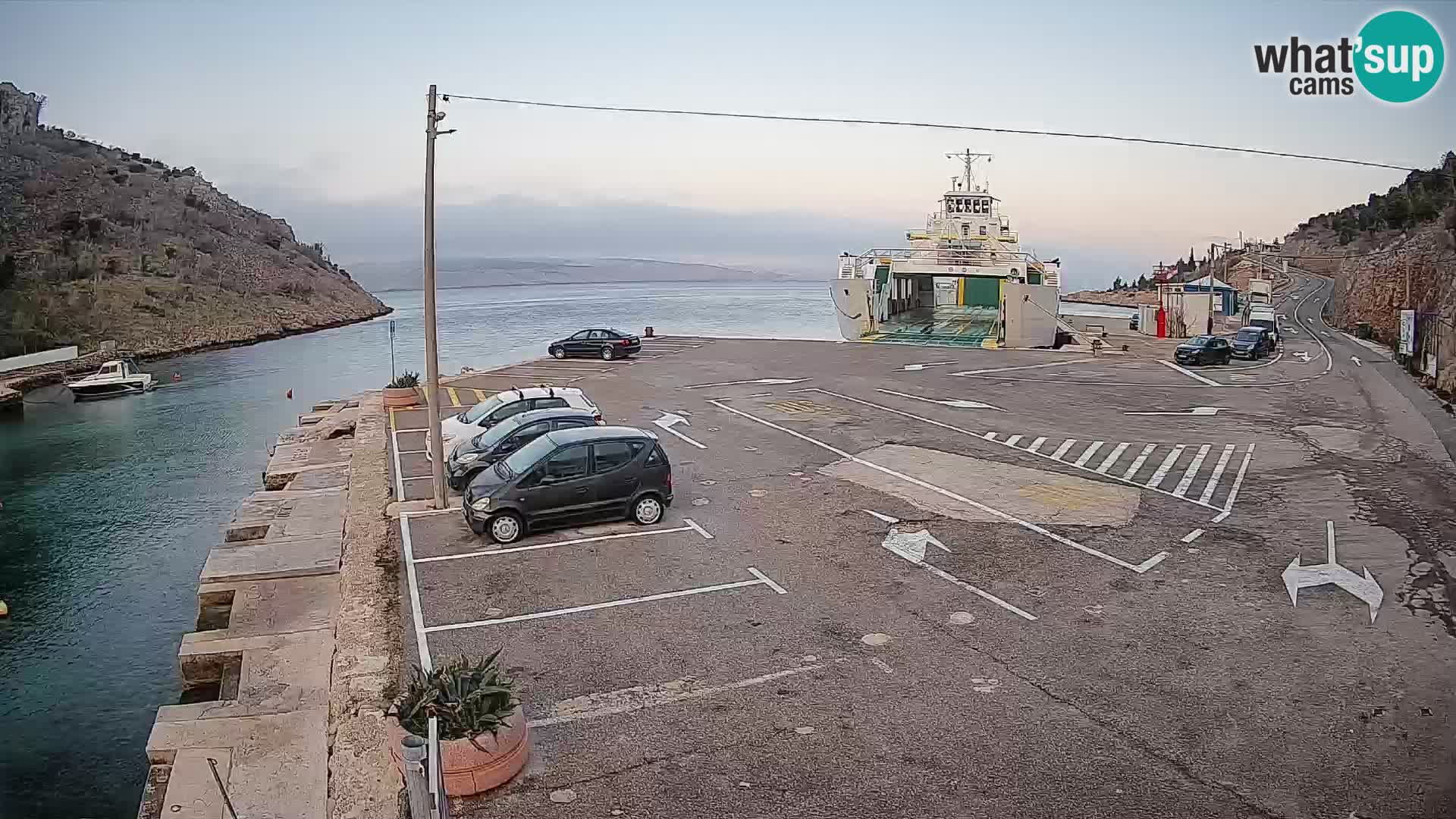 Webcam Fährhafen Prizna – zur Insel Pag