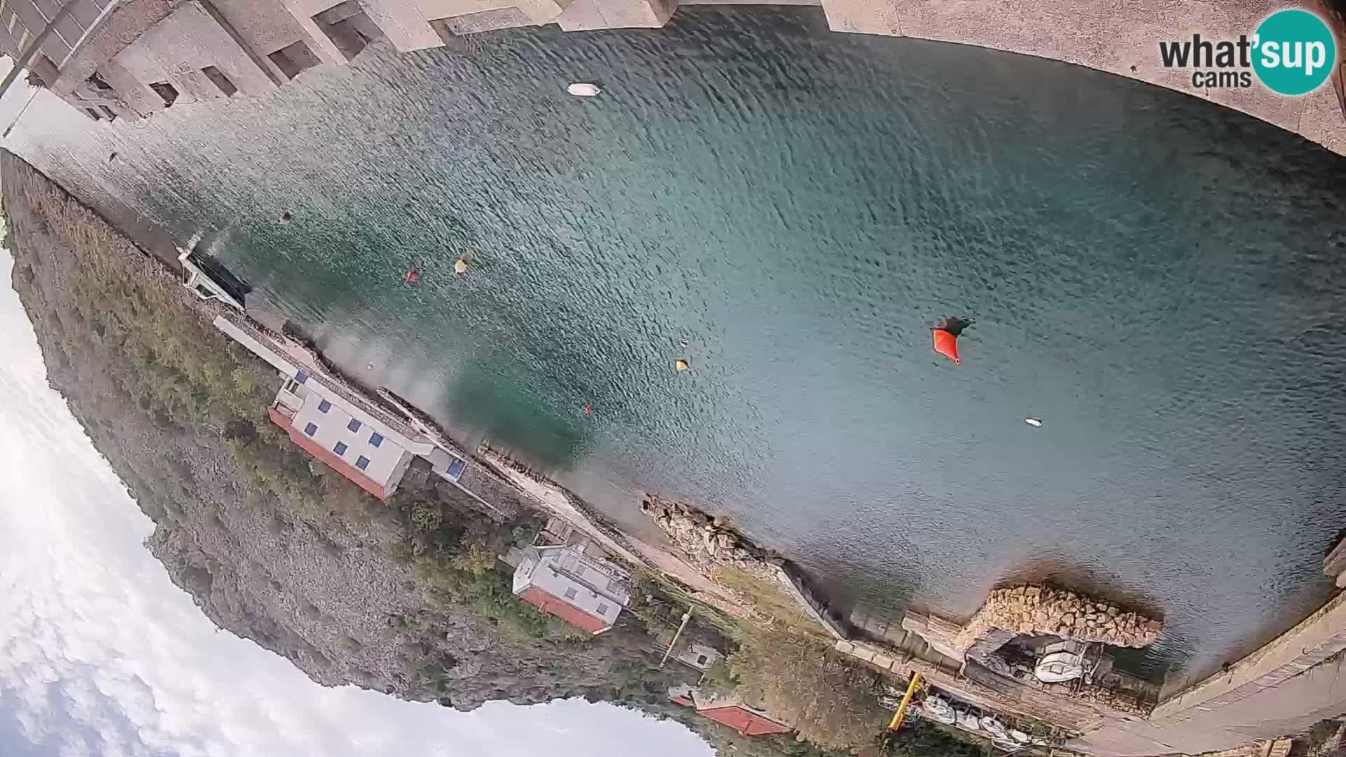 Webcam del puerto de ferris de Prizna – hacia la isla de Pag