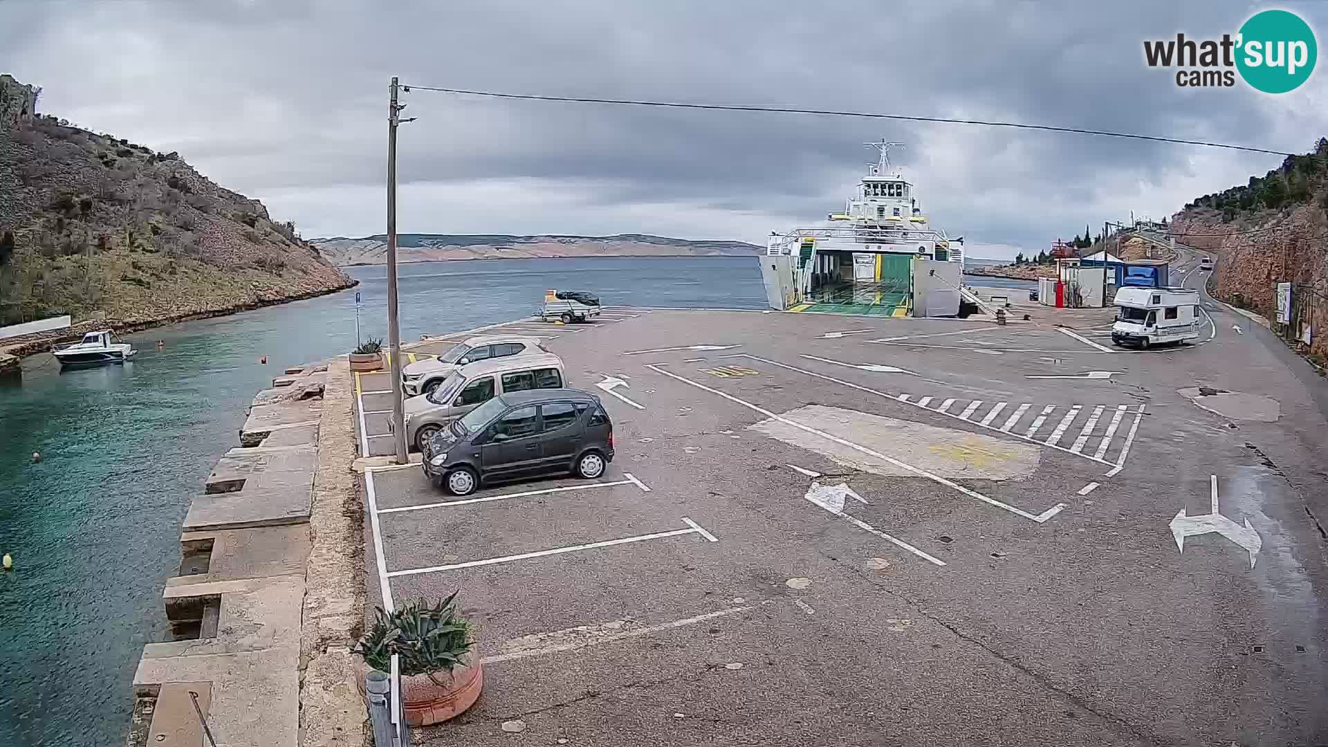 Webcam Prizna ferry port to Pag island