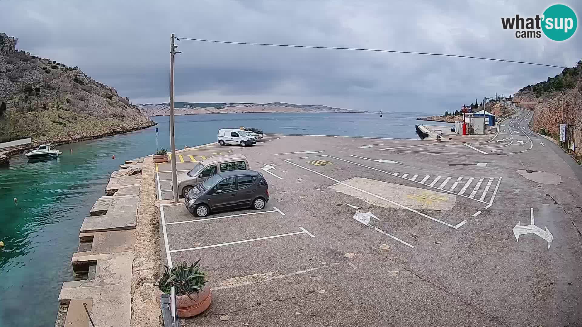 Webcam Prizna ferry port to Pag island