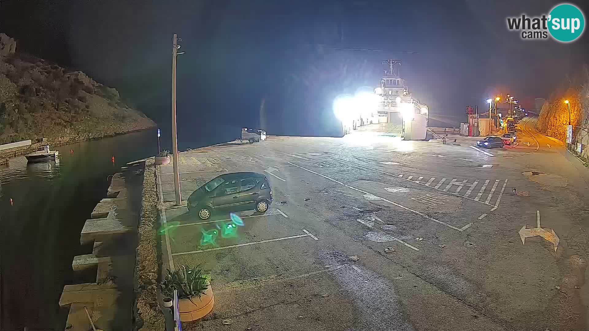 Webcam port de ferry de Prizna – vers l’île de Pag