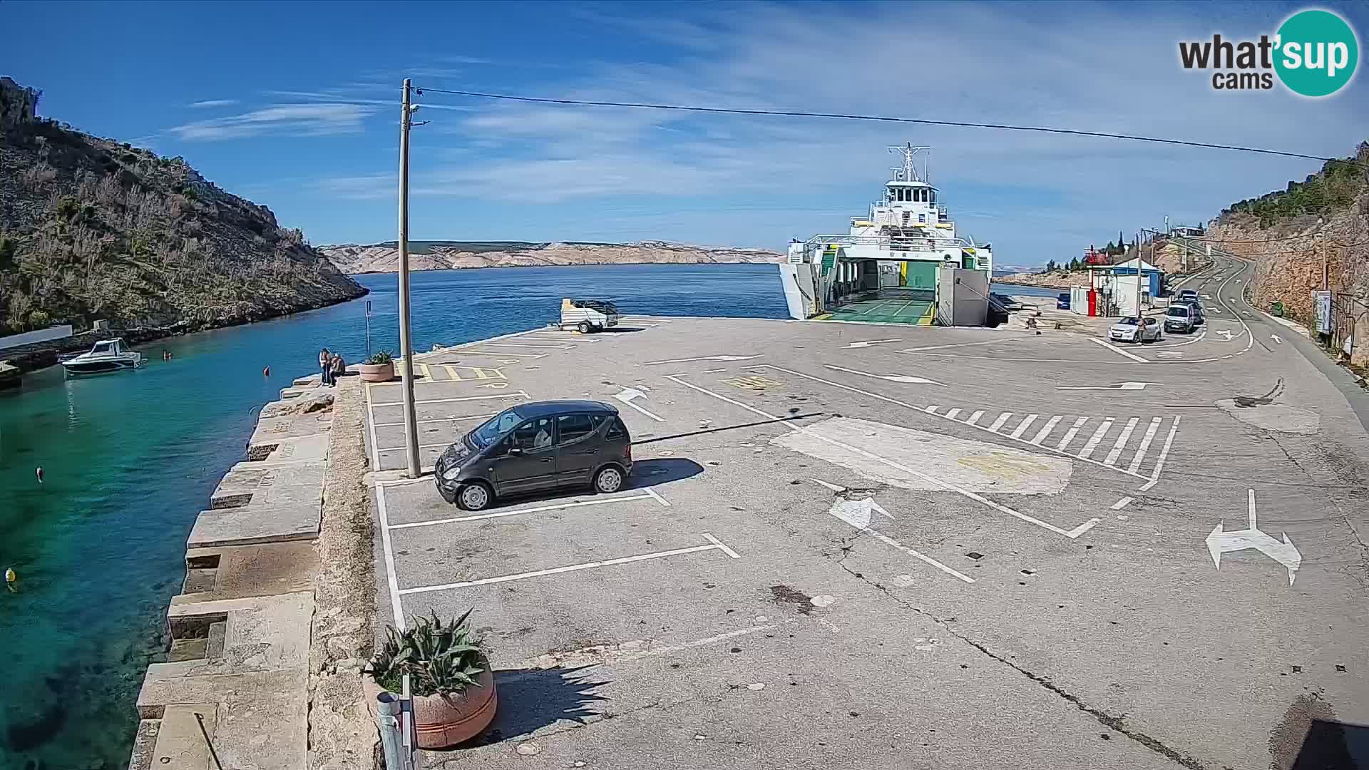 Webcam Prizna ferry port to Pag island