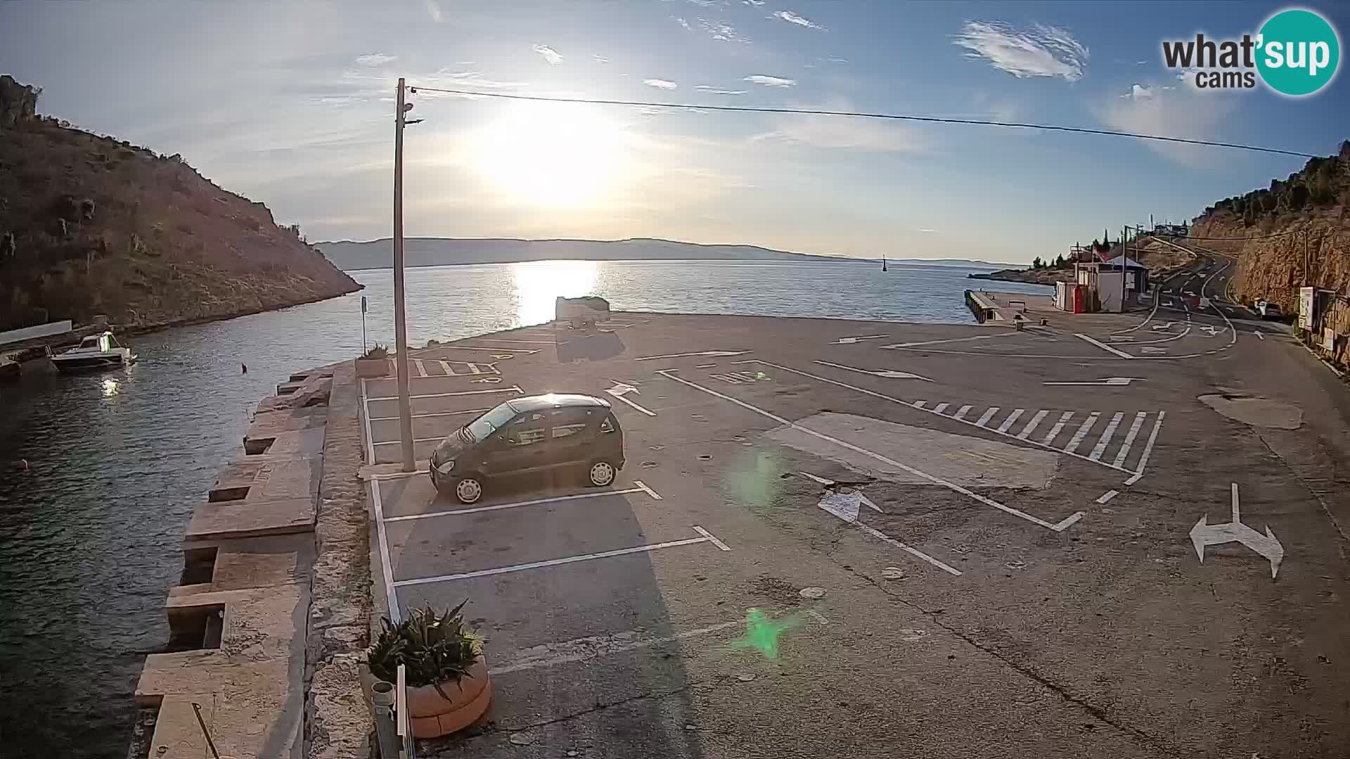 Webcam port de ferry de Prizna – vers l’île de Pag