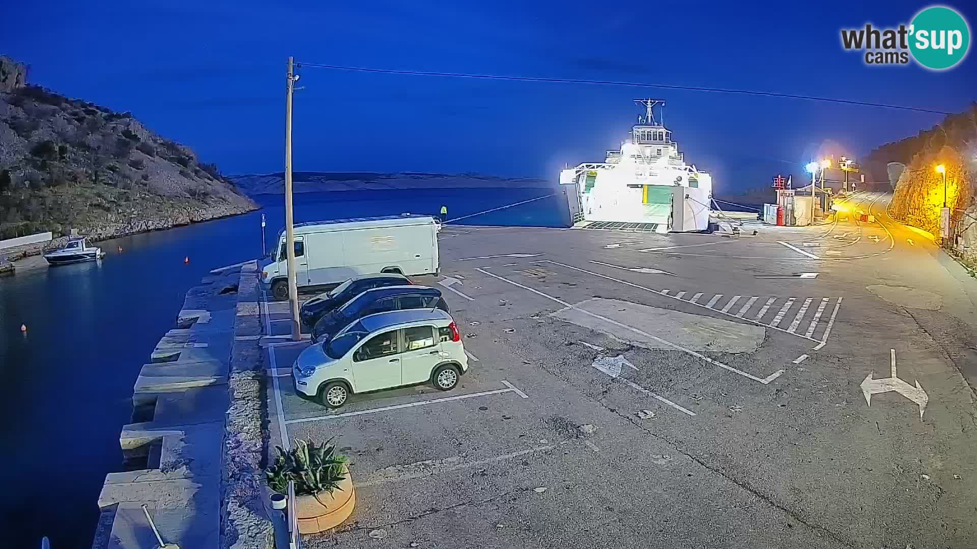Webcam Prizna ferry port to Pag island