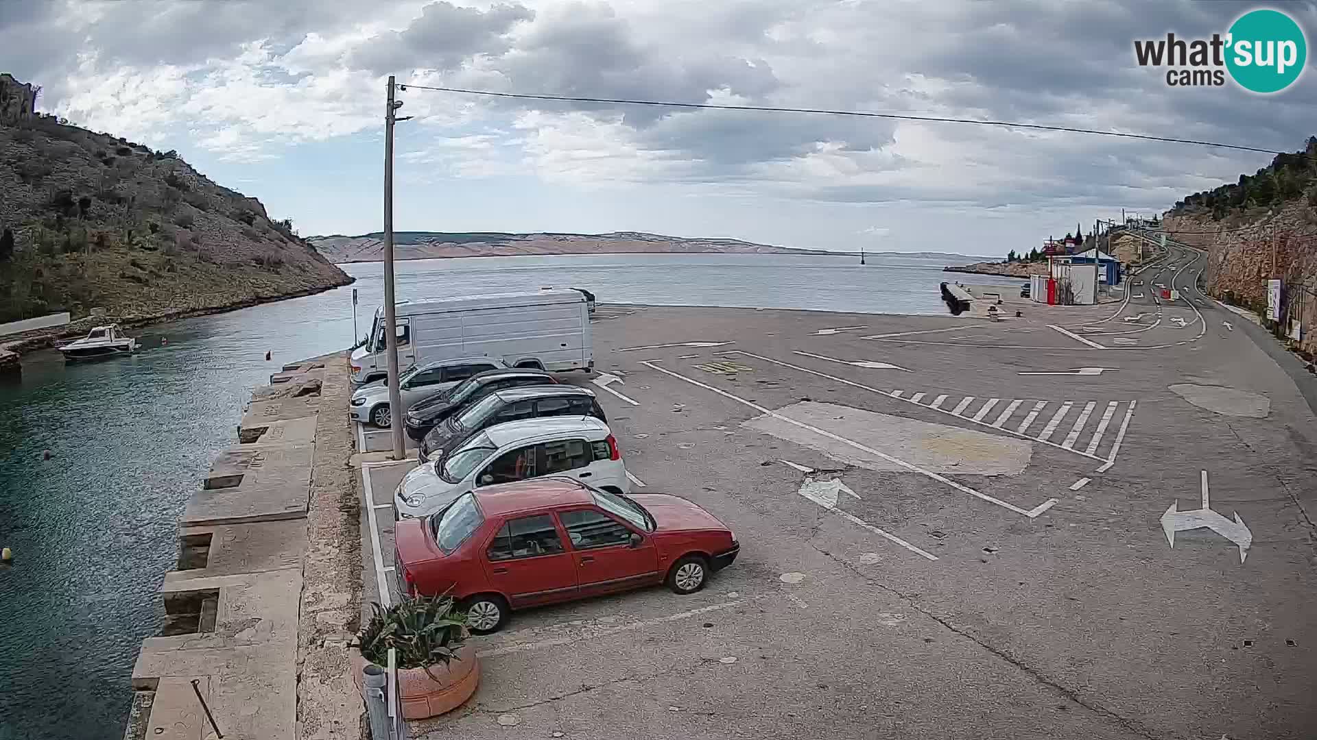 Webcam Prizna ferry port to Pag island