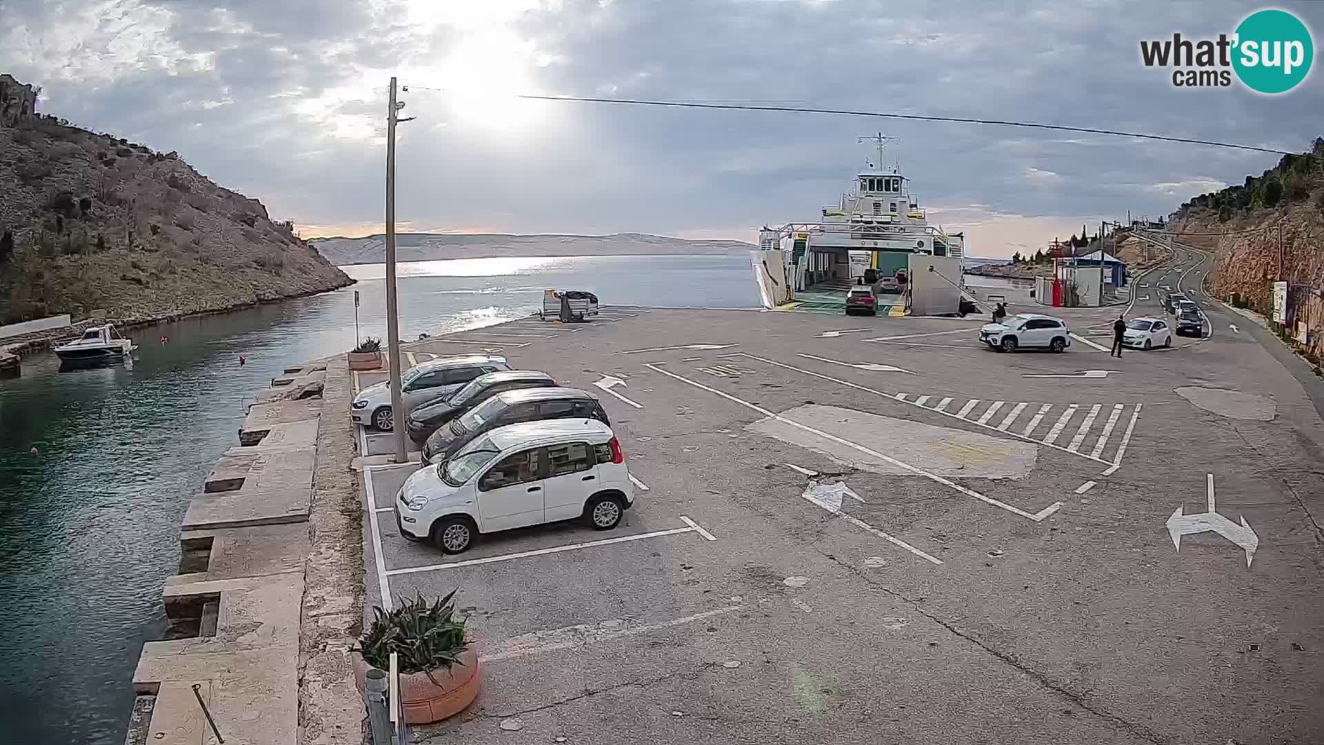 Webcam Prizna ferry port to Pag island
